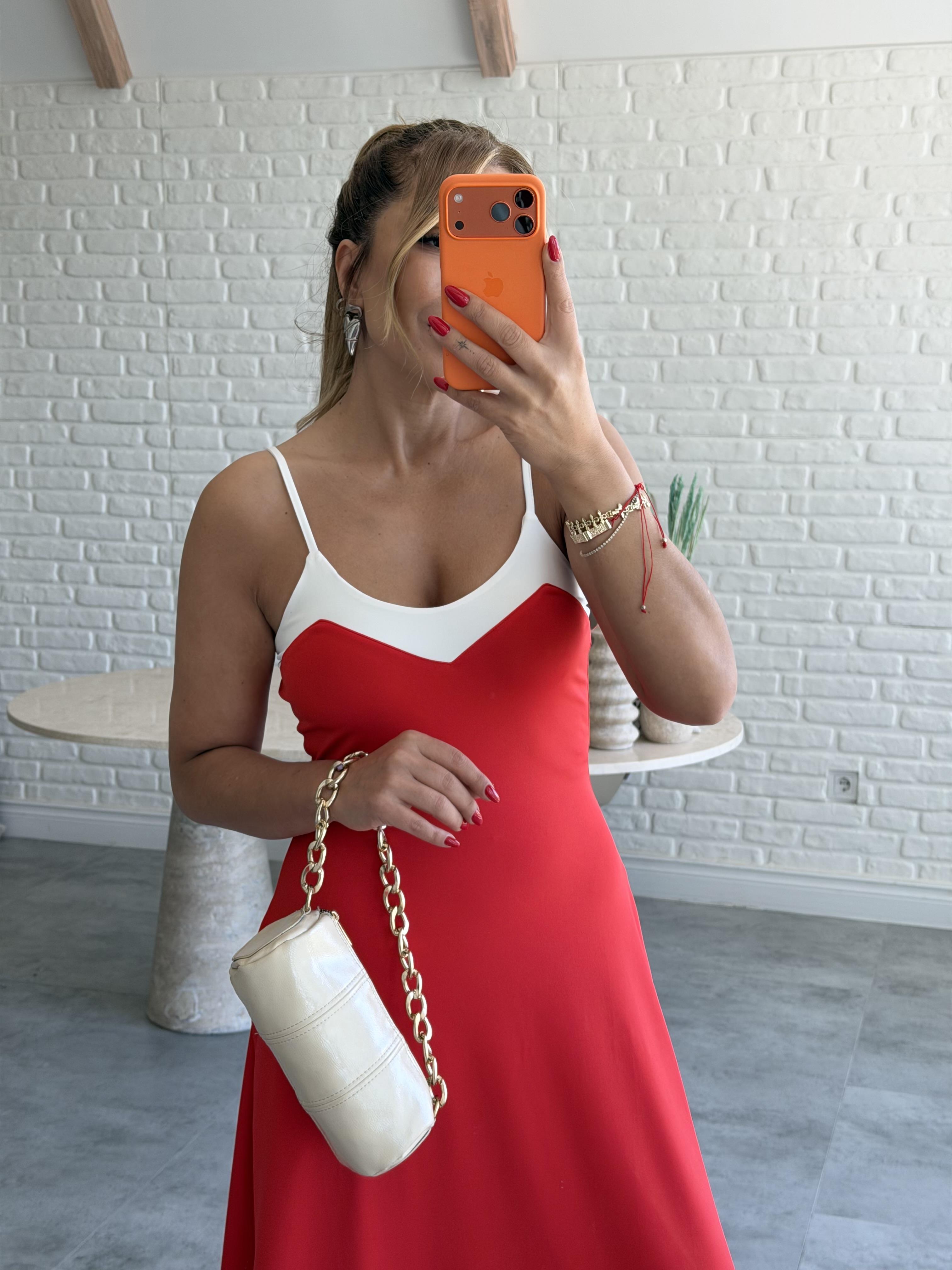 Kırmızı İnce Askılı Biyeli Çan Elbise