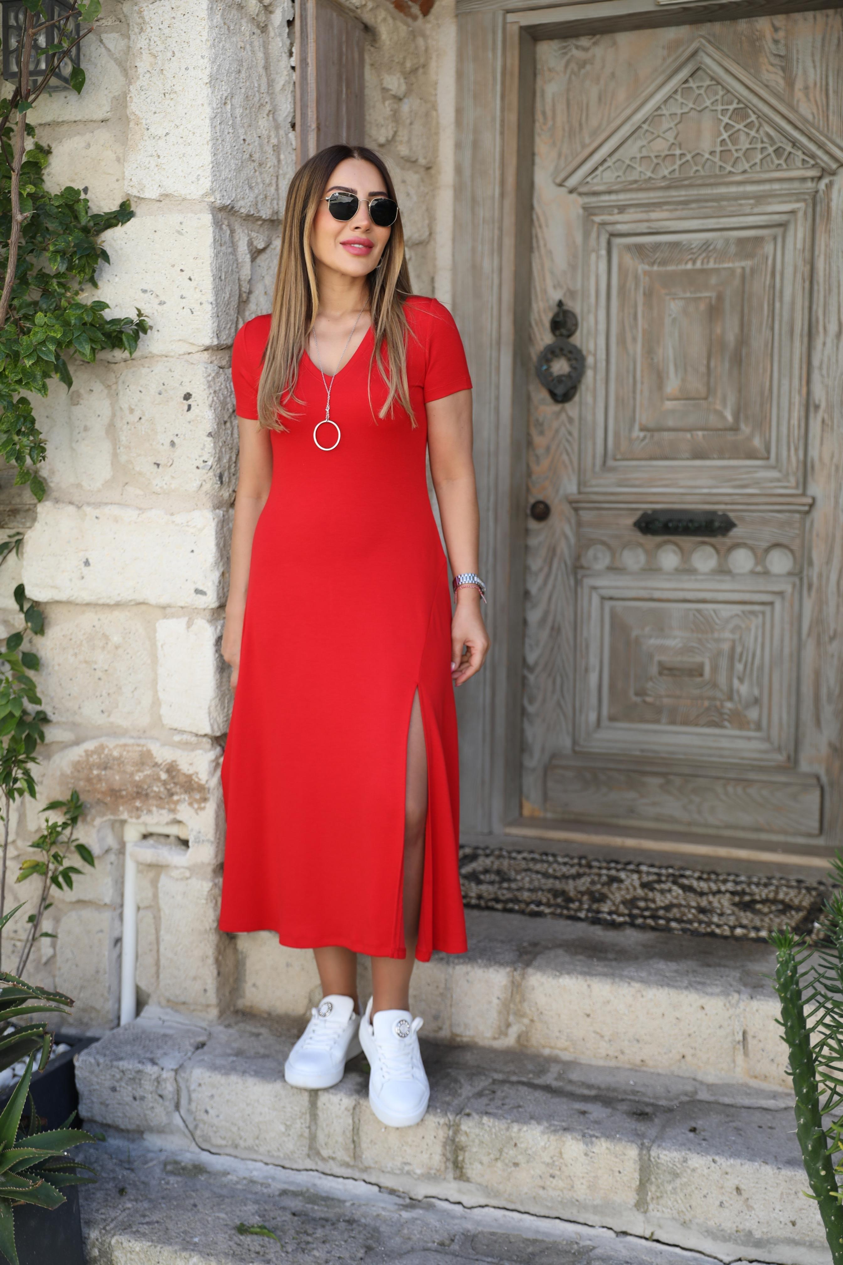 Kırmızı V Yaka Modal Yırtmaçlı Elbise