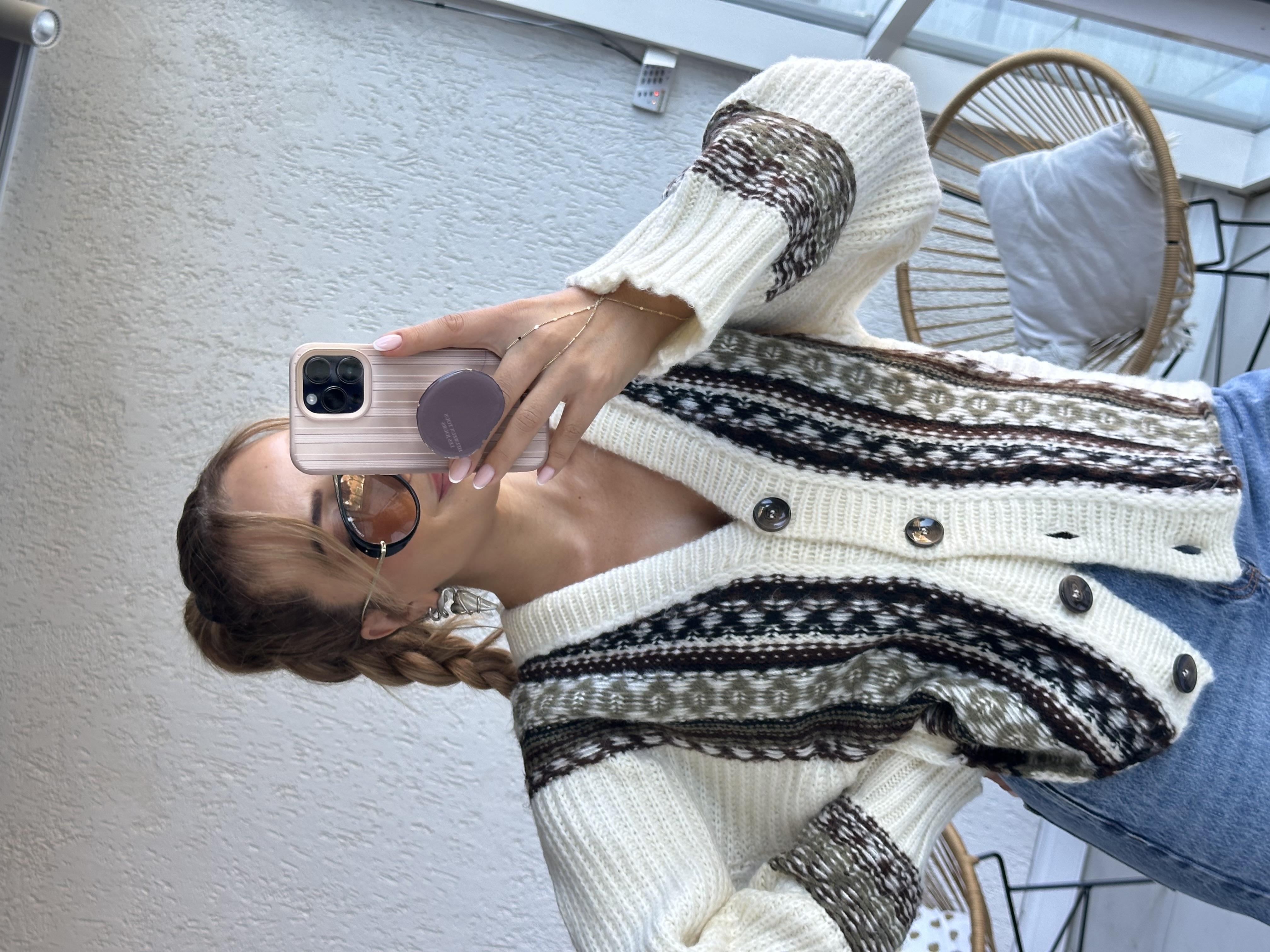 Krem Yeşil Detaylı Hırka