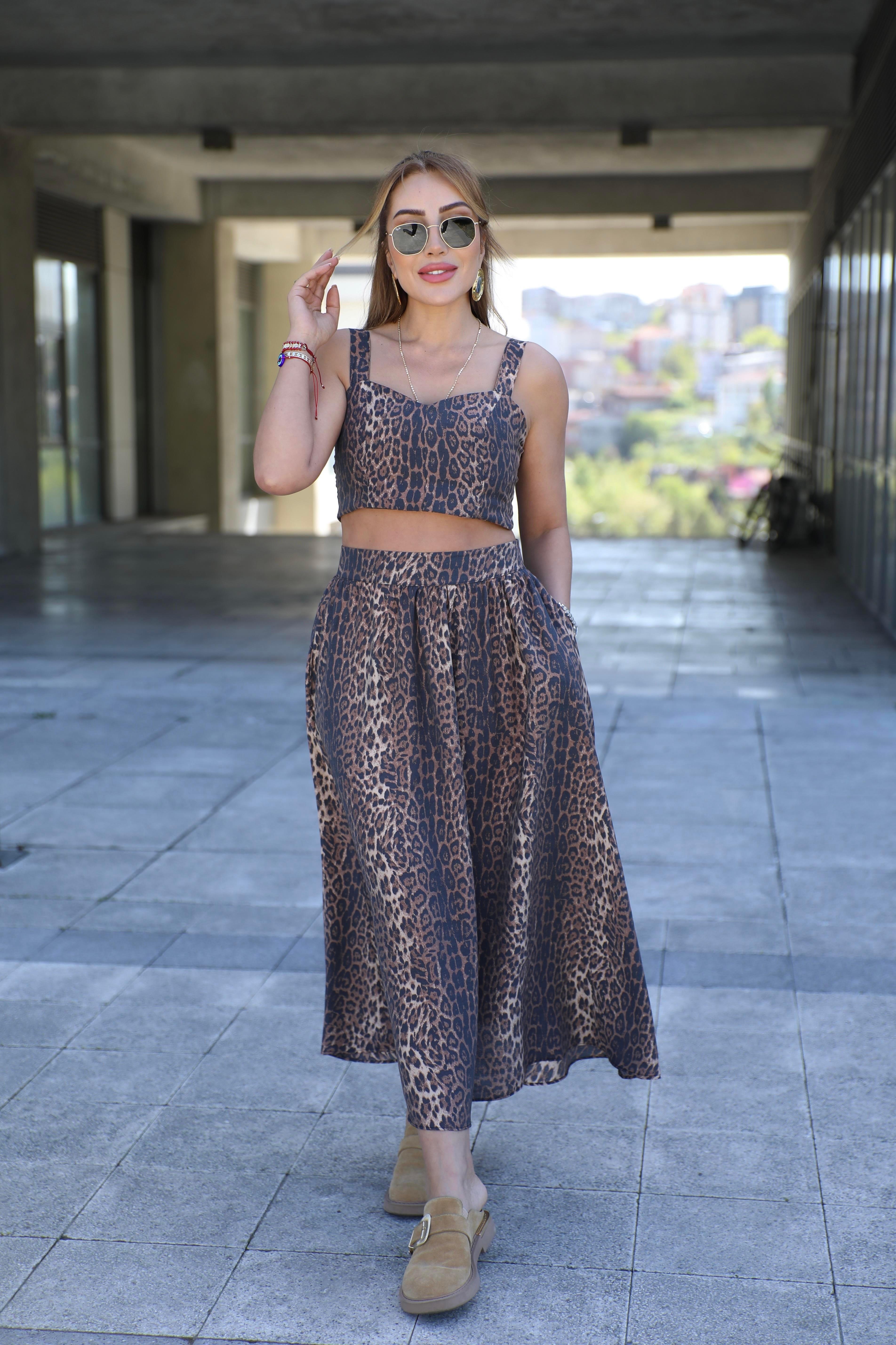 Leopar Desenli Etek Crop Takım