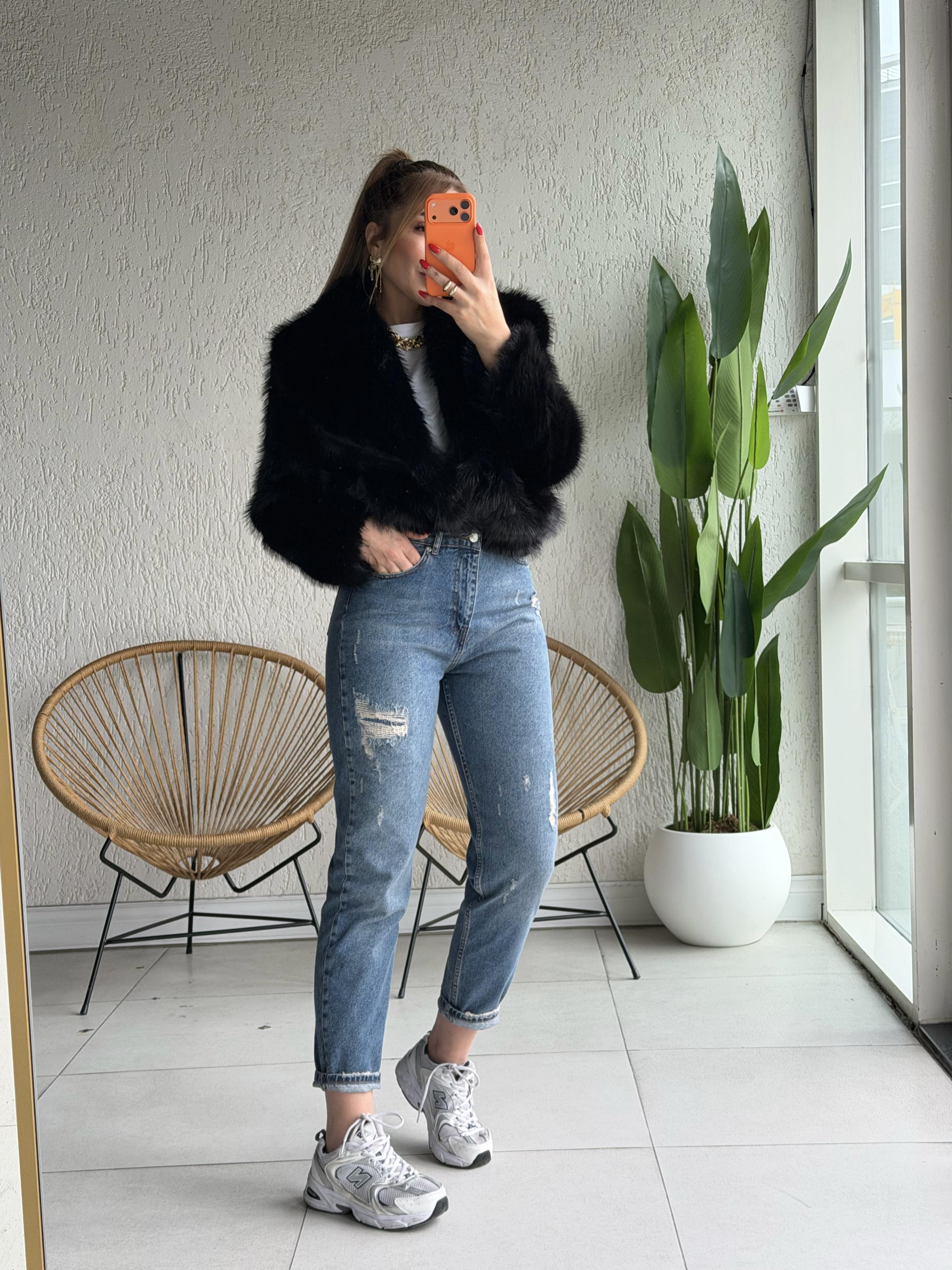 Mavi Yıkamalı Detaylı Jean