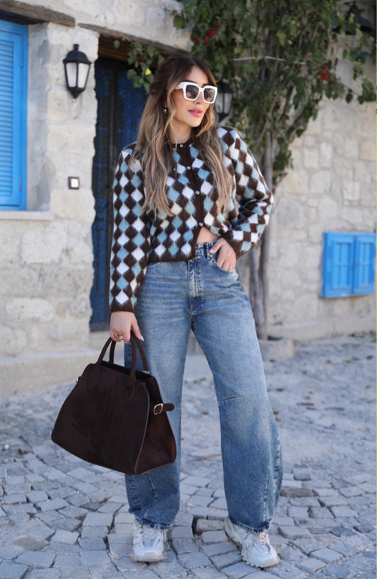 Mavi Yıkamalı Dikiş Detaylı Baggy Jean