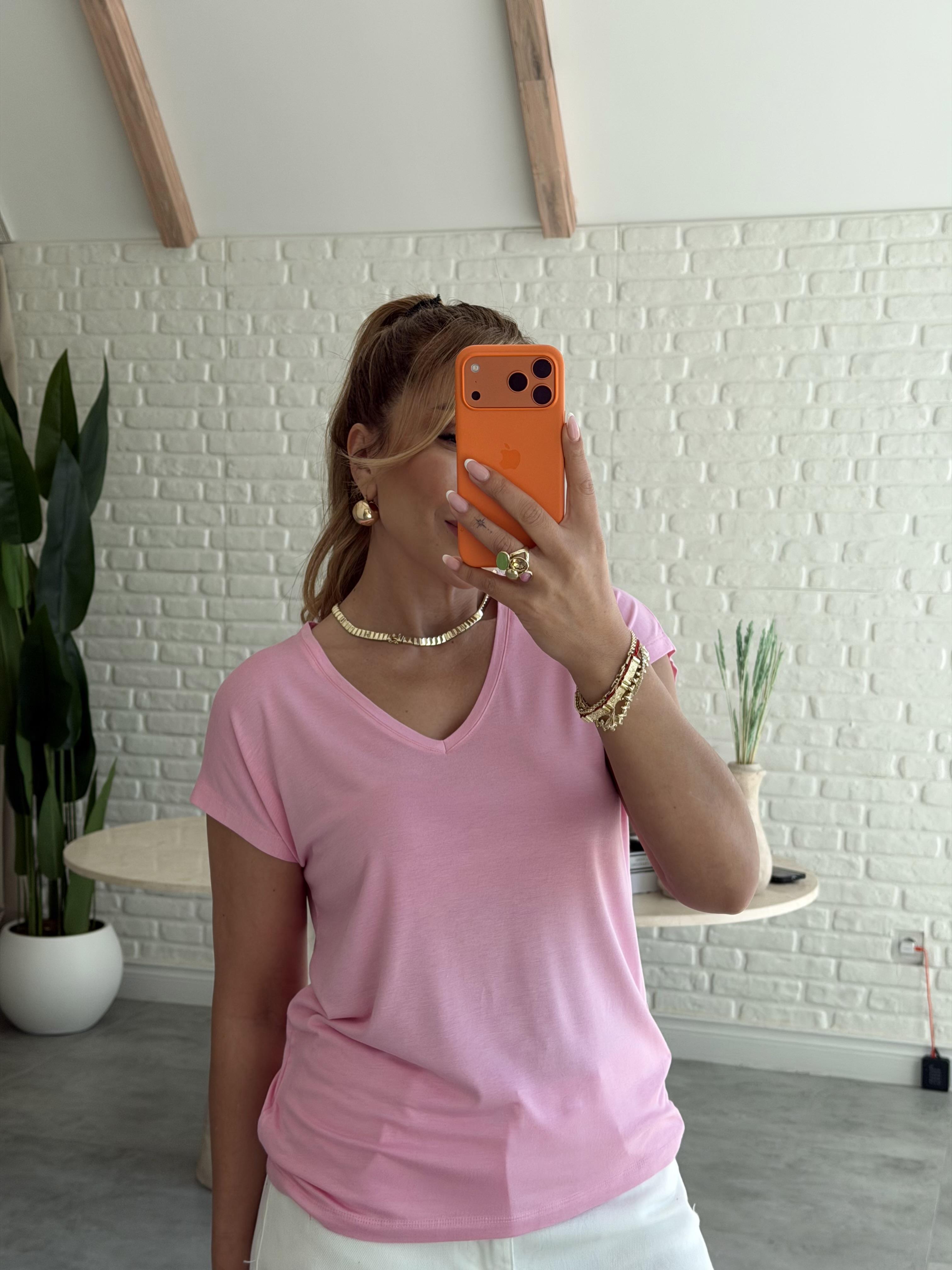 Pembe V Yaka Basic T-shirt