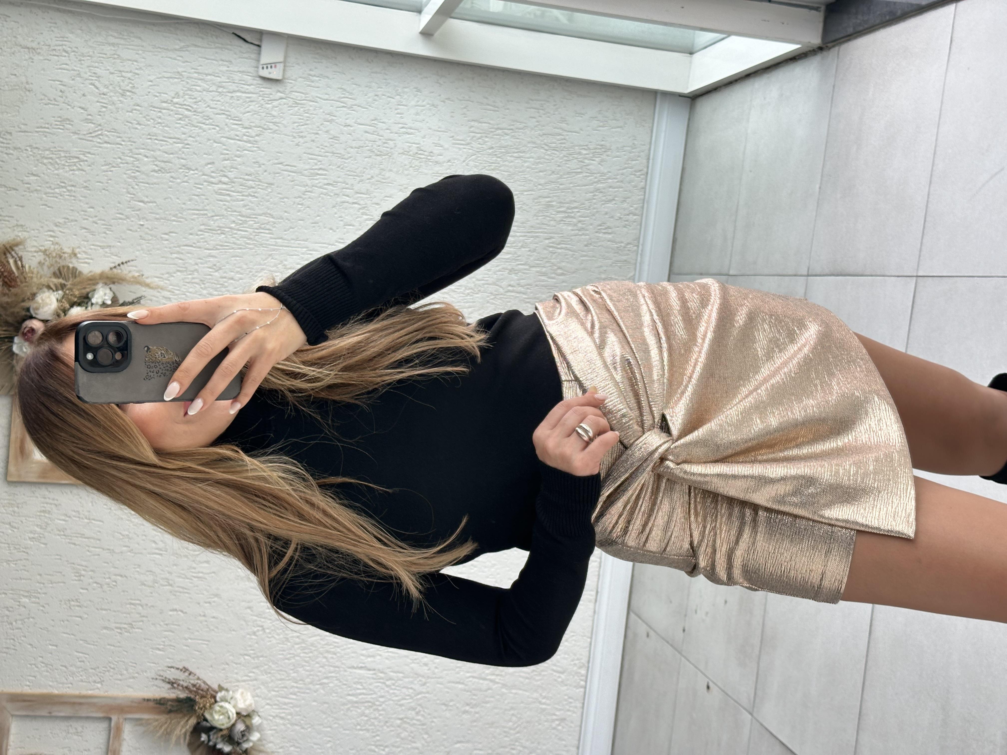 Rose Gold Fiyonk Detaylı Şort Etek