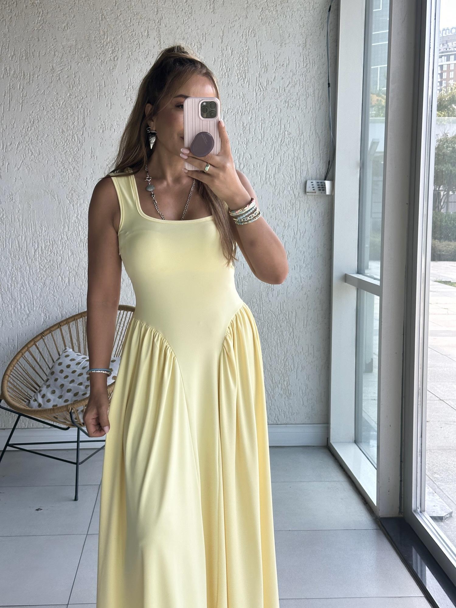 Sarı Kare Yaka Muadil Elbise 