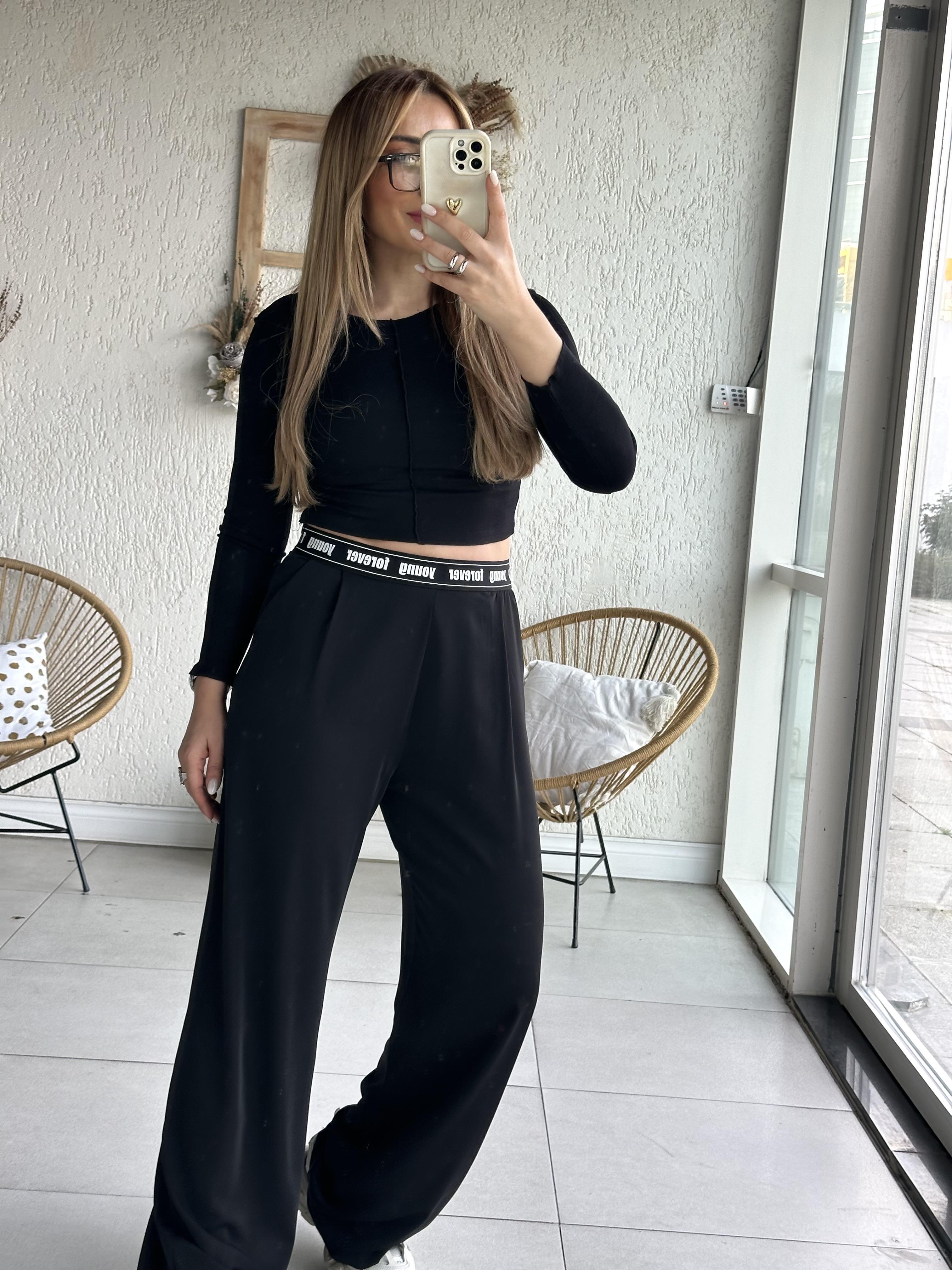 Siyah Bel Detaylı Pantolon