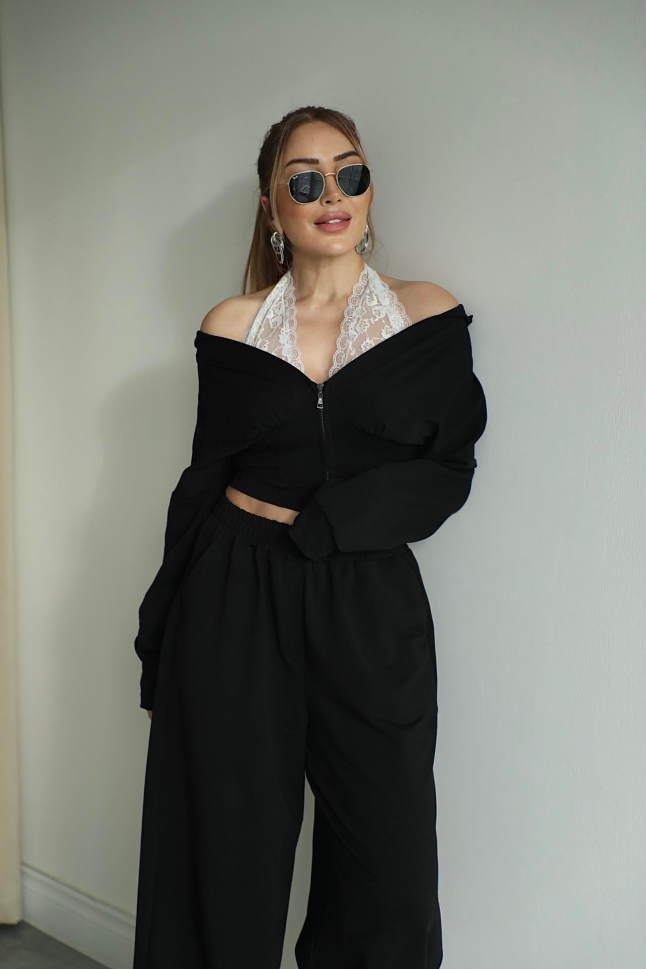 Siyah Dantel Detaylı Tasarım Takım 