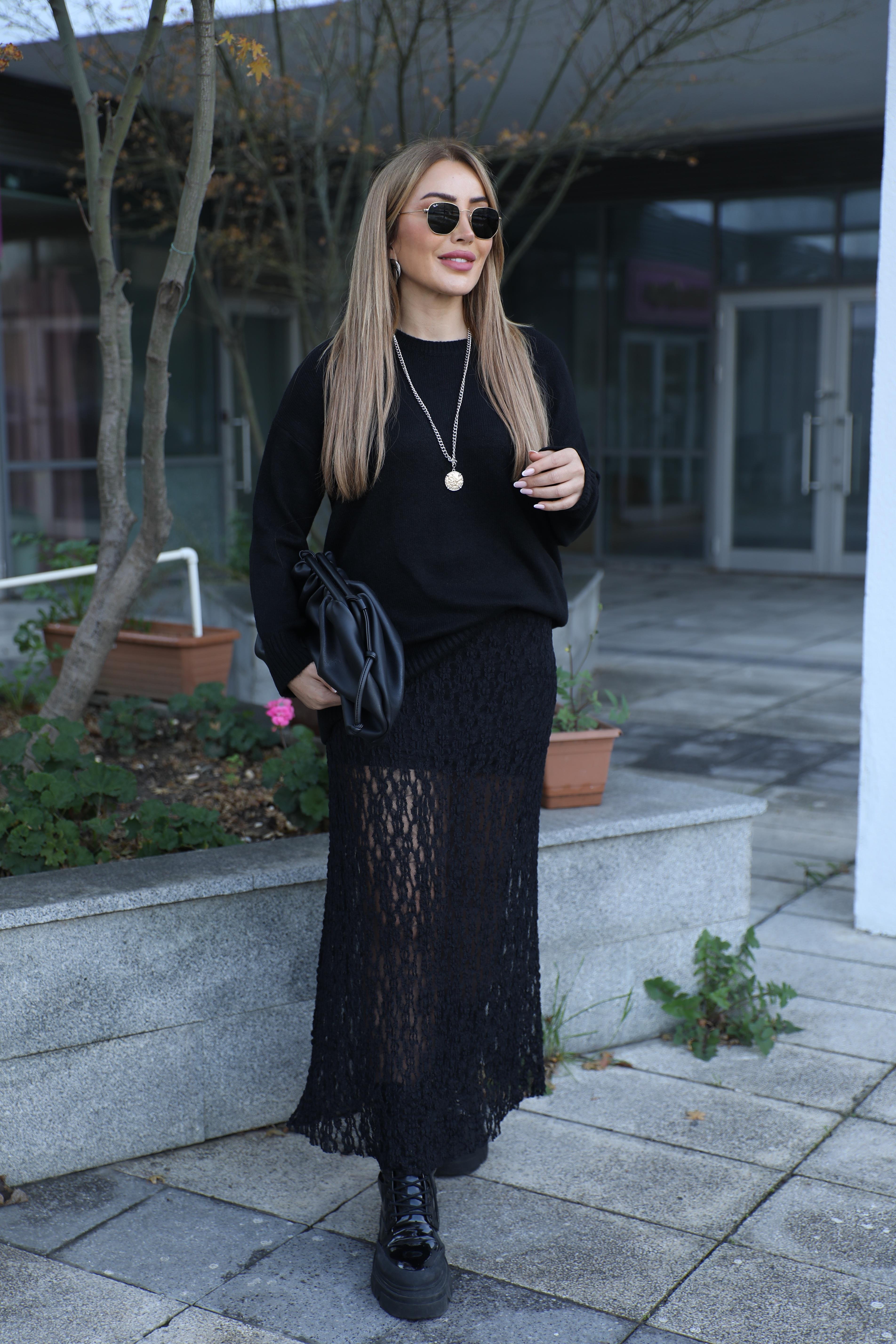 Siyah Dantel Maxi Etek