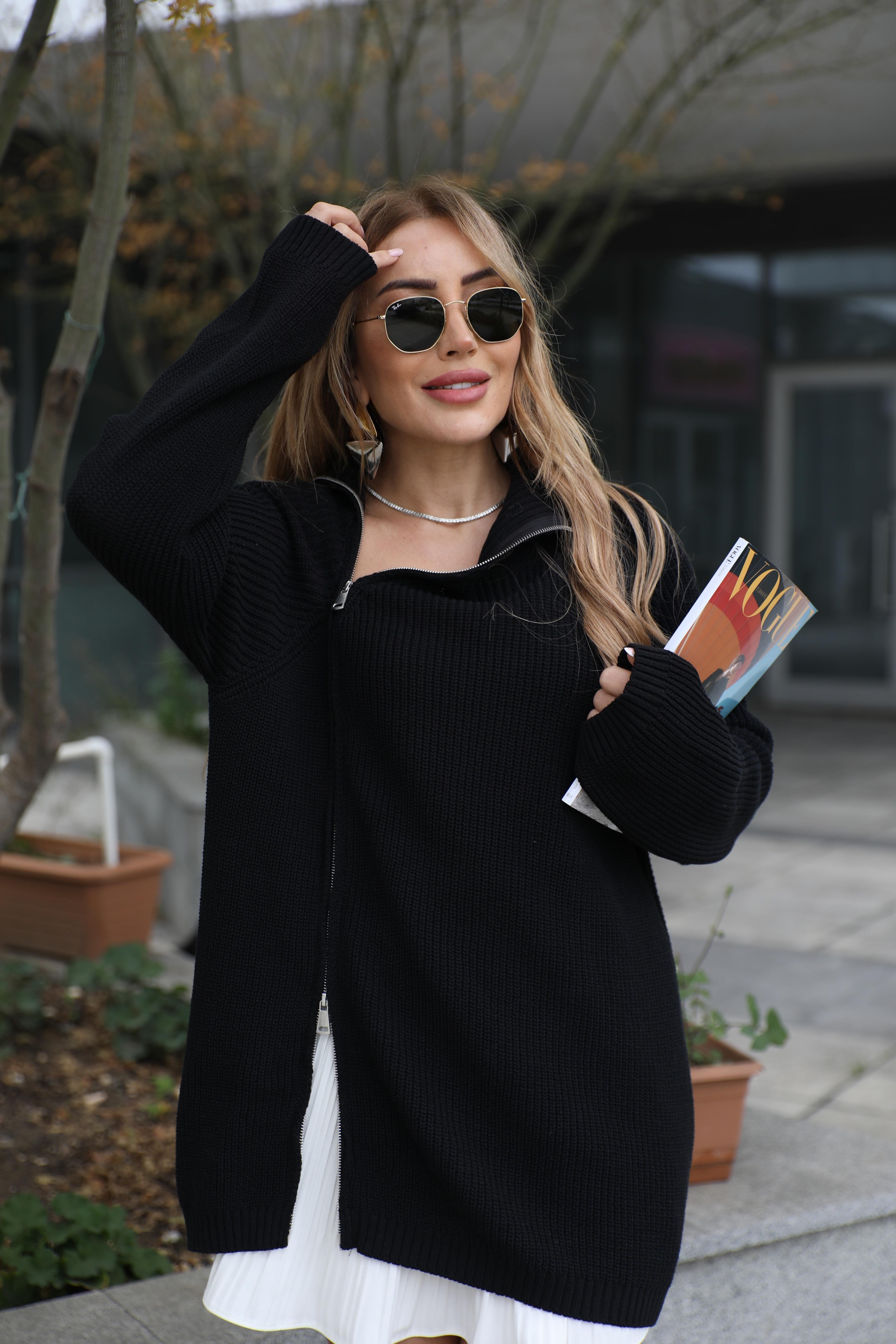 Siyah Fermuarlı Dokulu Kazak