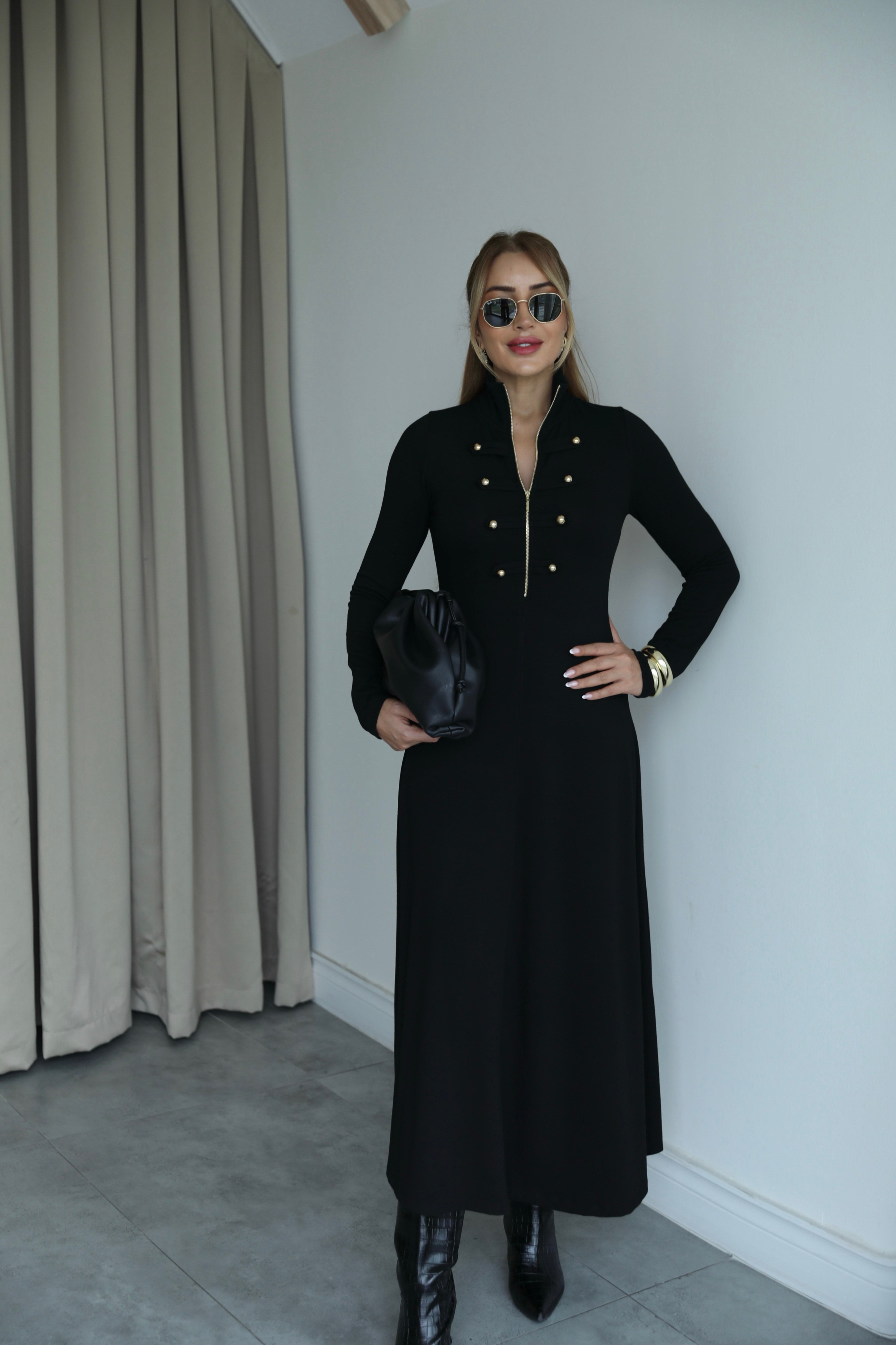 Siyah Gold Apoletli Maxi Elbise 