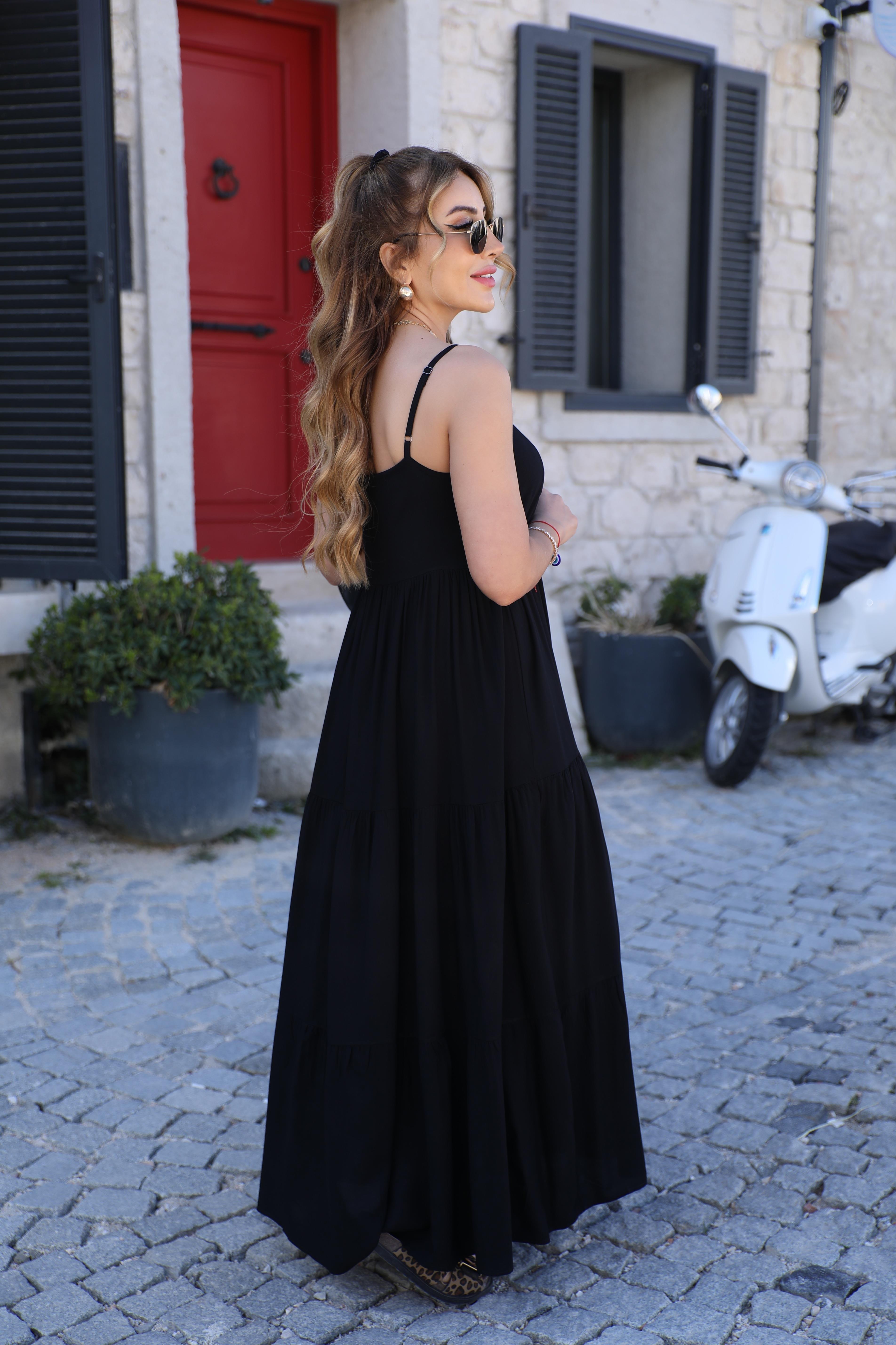 Siyah İnce Askılı Maxi Elbise