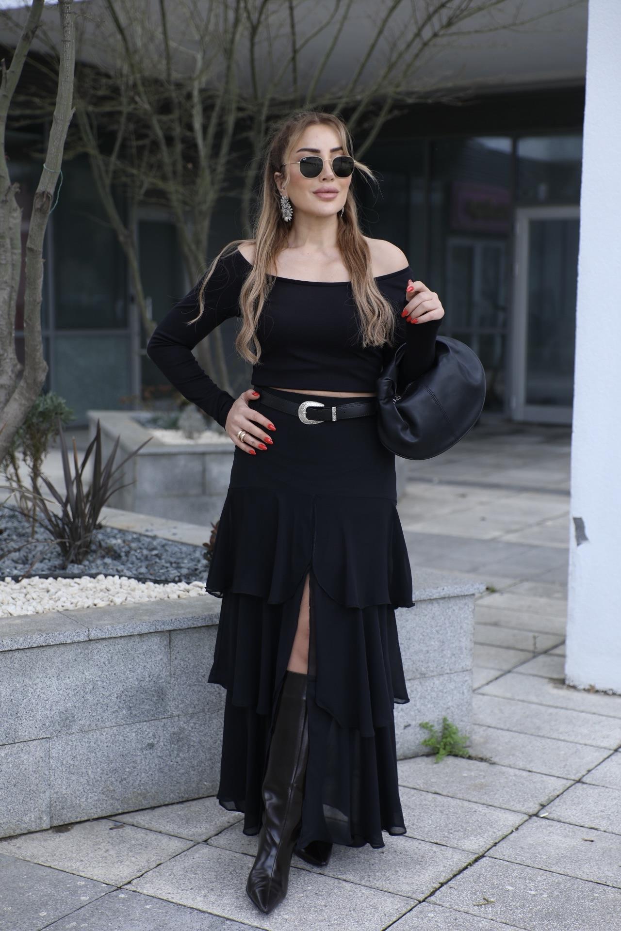 Siyah Katlı Volanlı Kemerli Etek