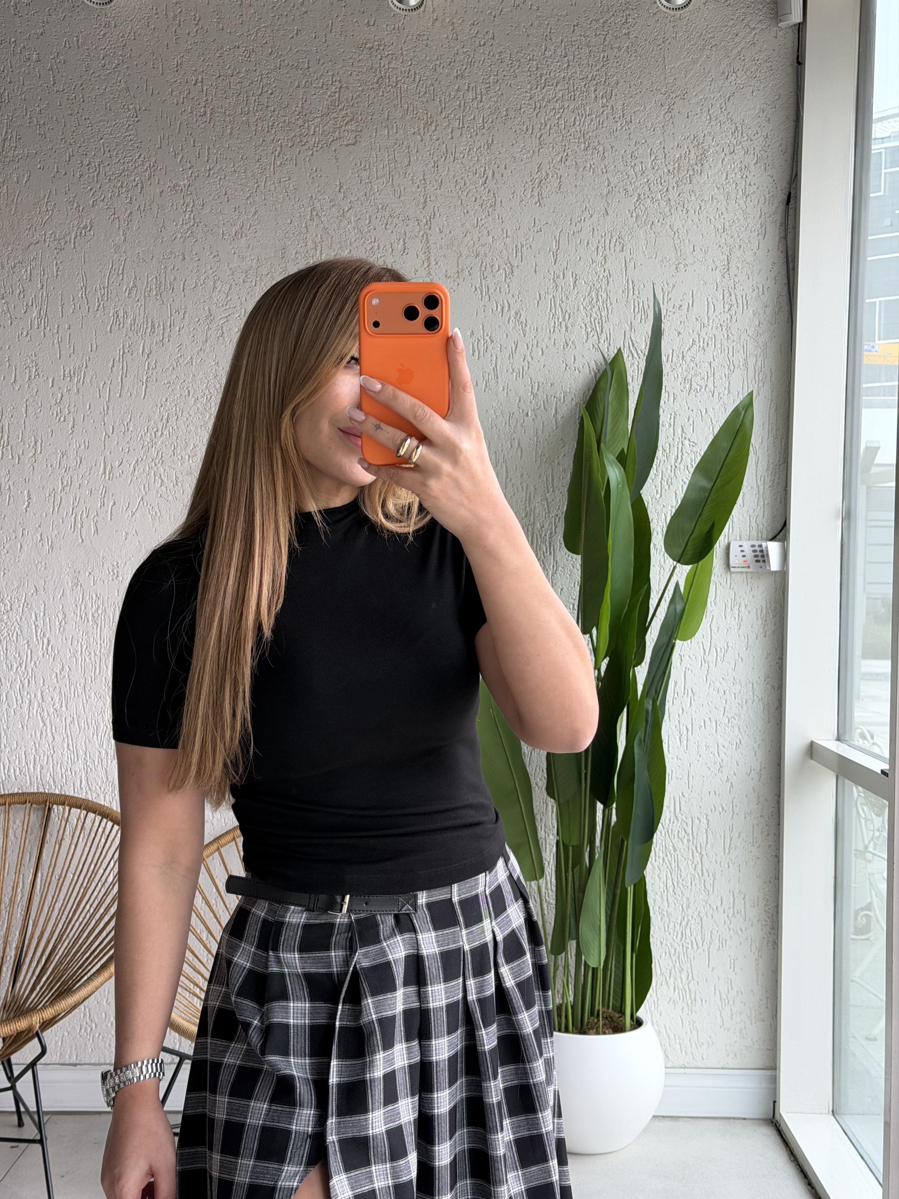 Siyah Kısa Kollu T-shirt 