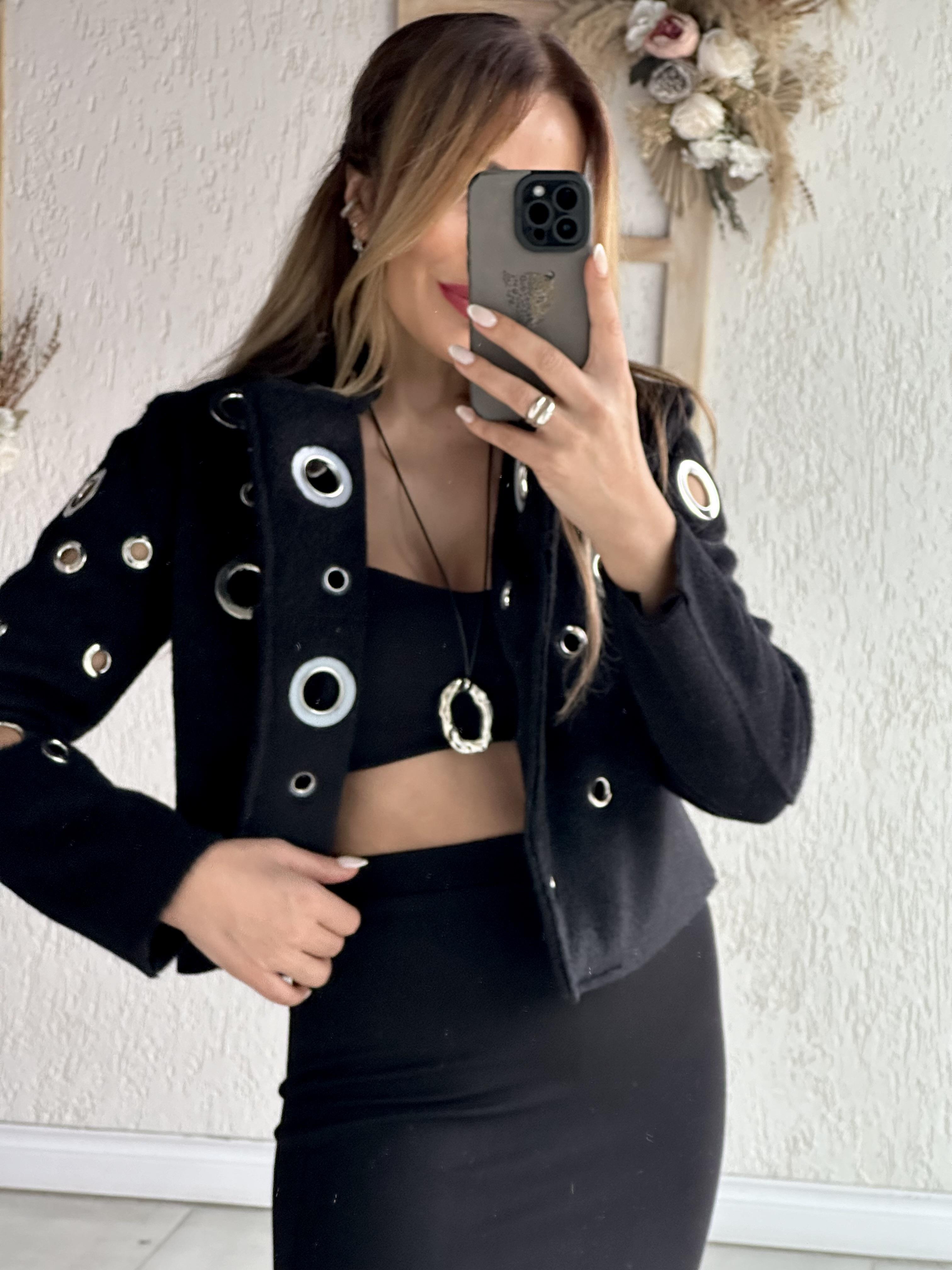 Siyah Kuşgözü Detaylı Ceket