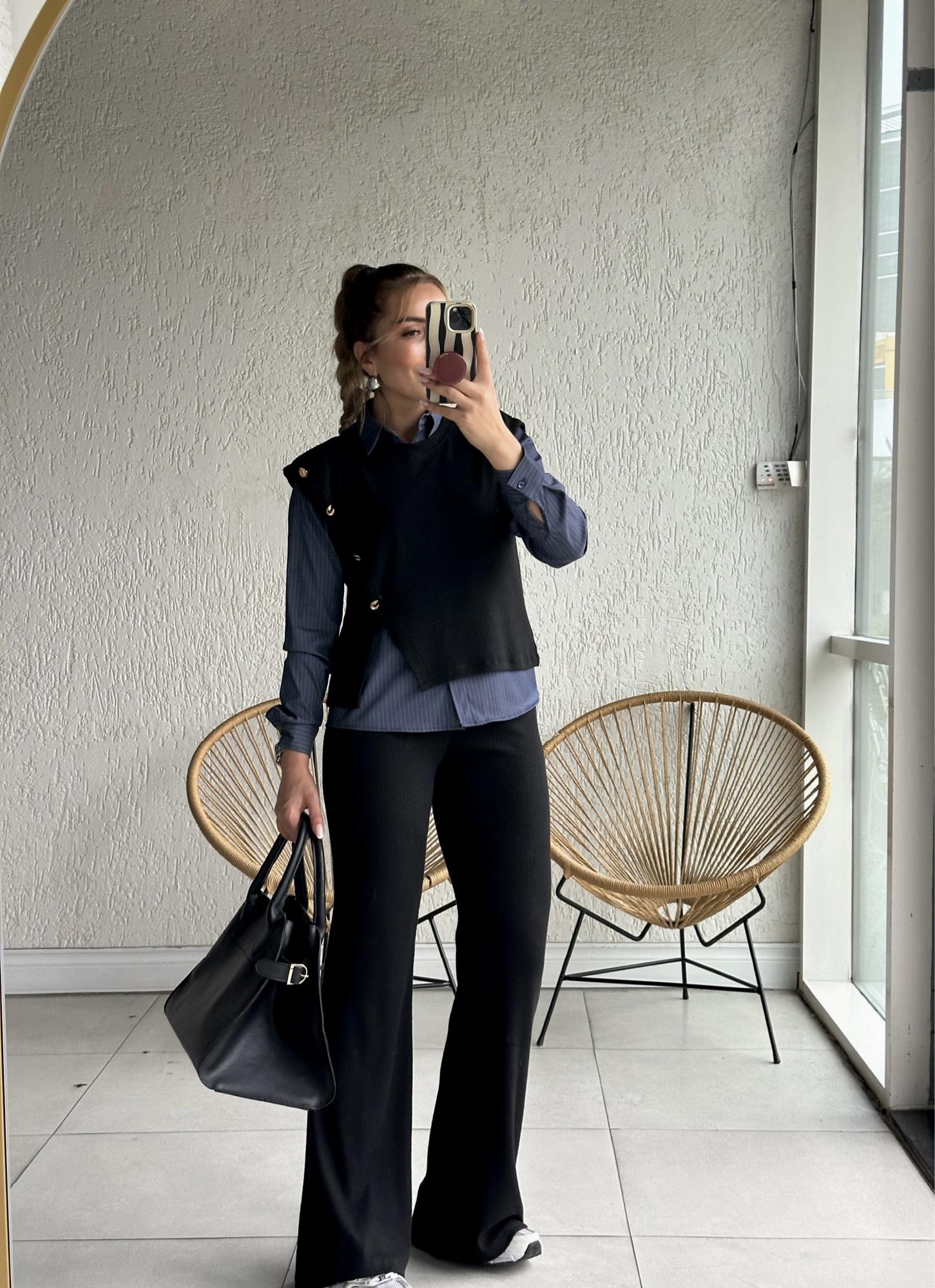 Siyah Lacivert Gömlekli Triko Takım 