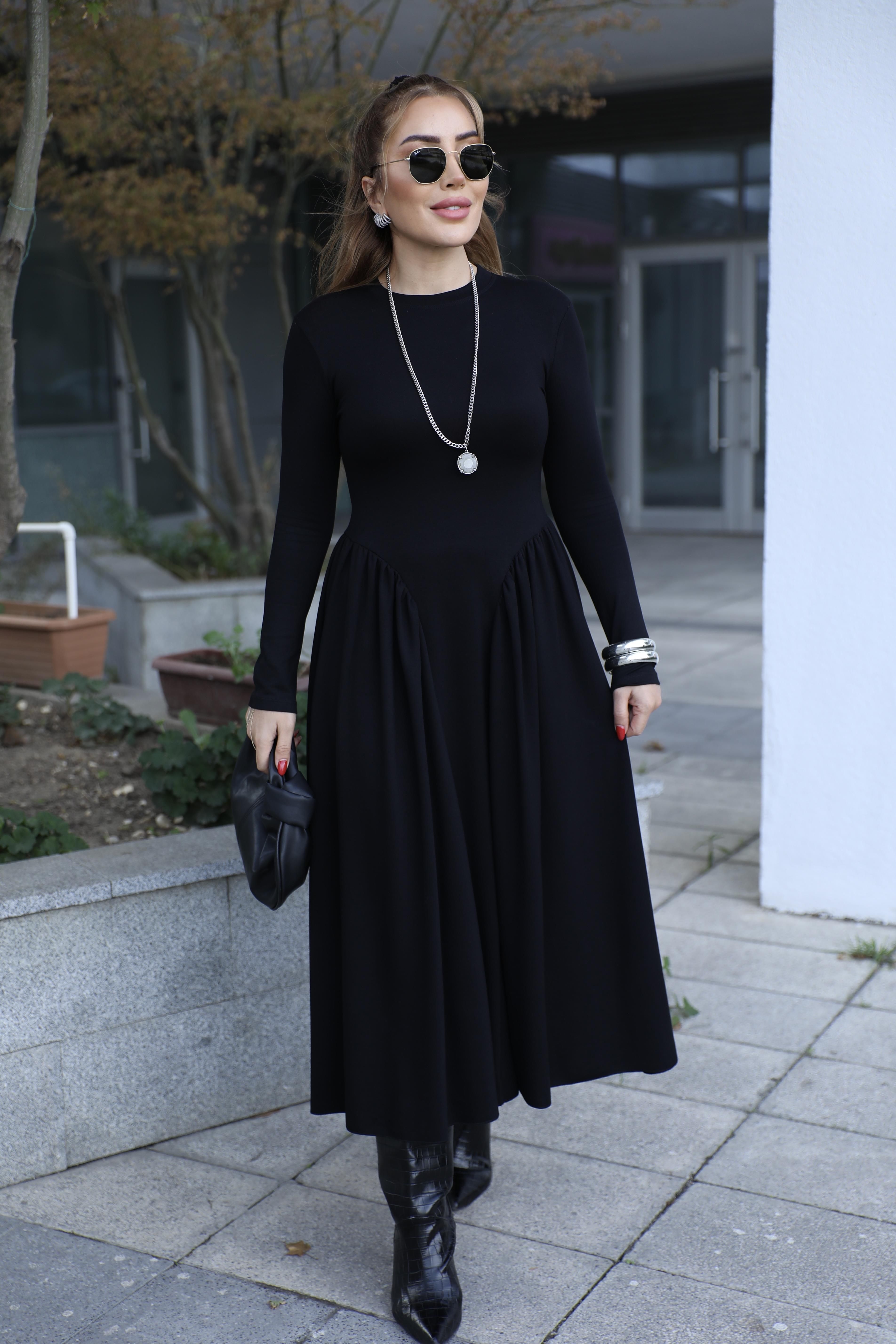 Siyah Muadil Uzun Elbise 