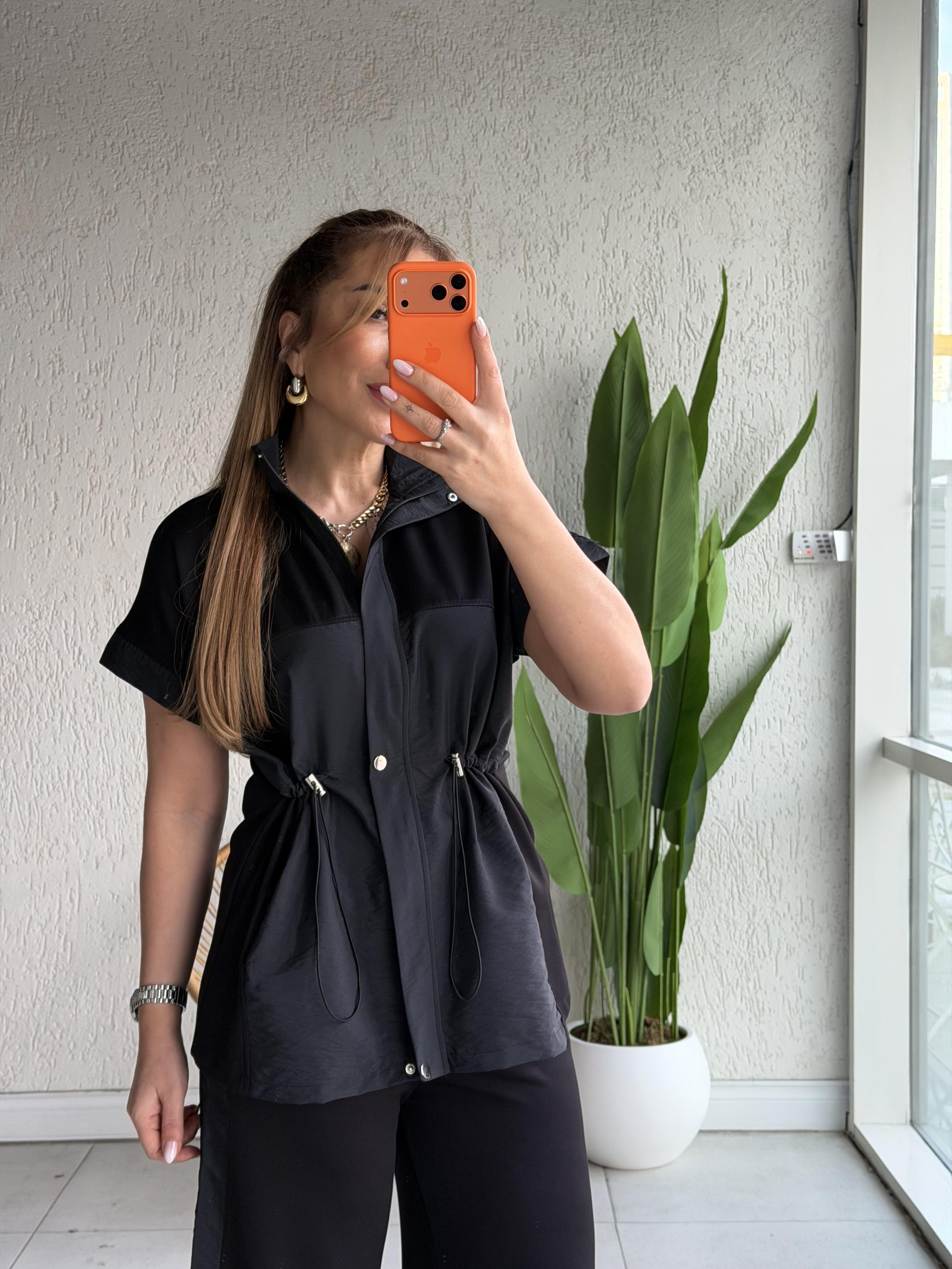 Siyah Paraşüt Detaylı Takım