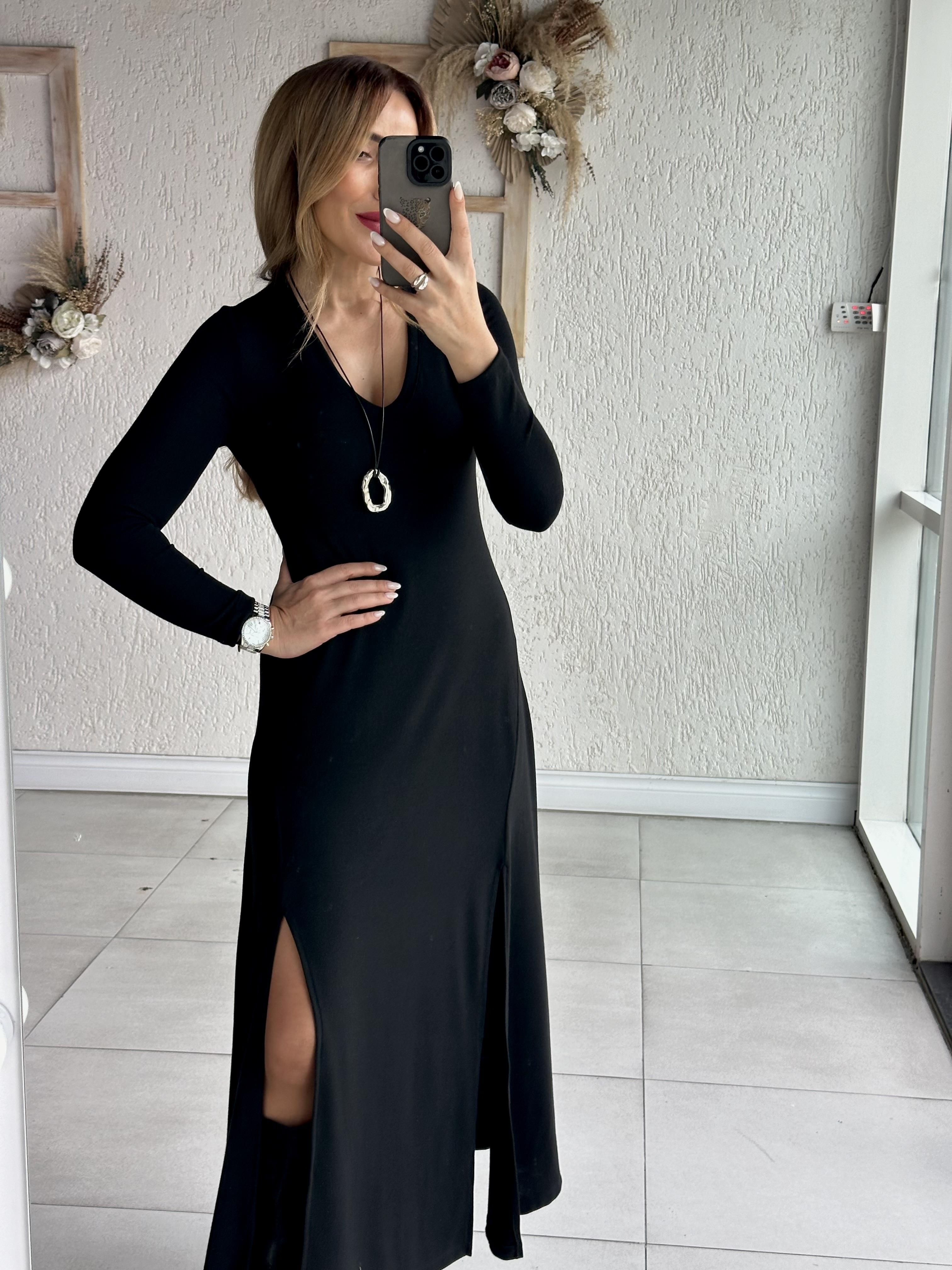 Siyah V Yaka Çift Yırtmaçlı Triko Elbise