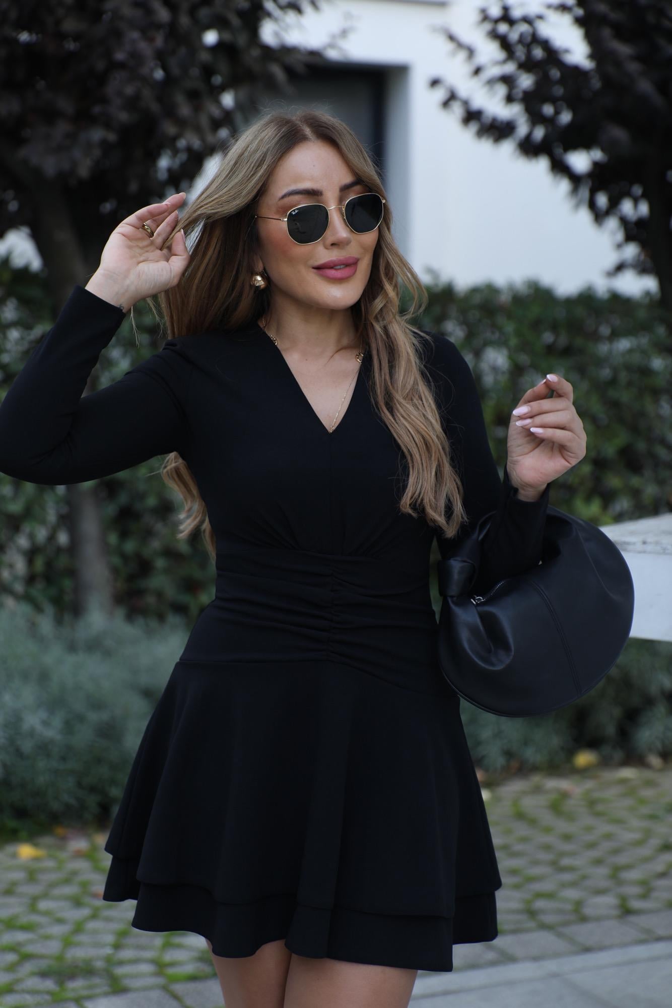 Siyah V Yaka Drapeli Kısa Elbise 