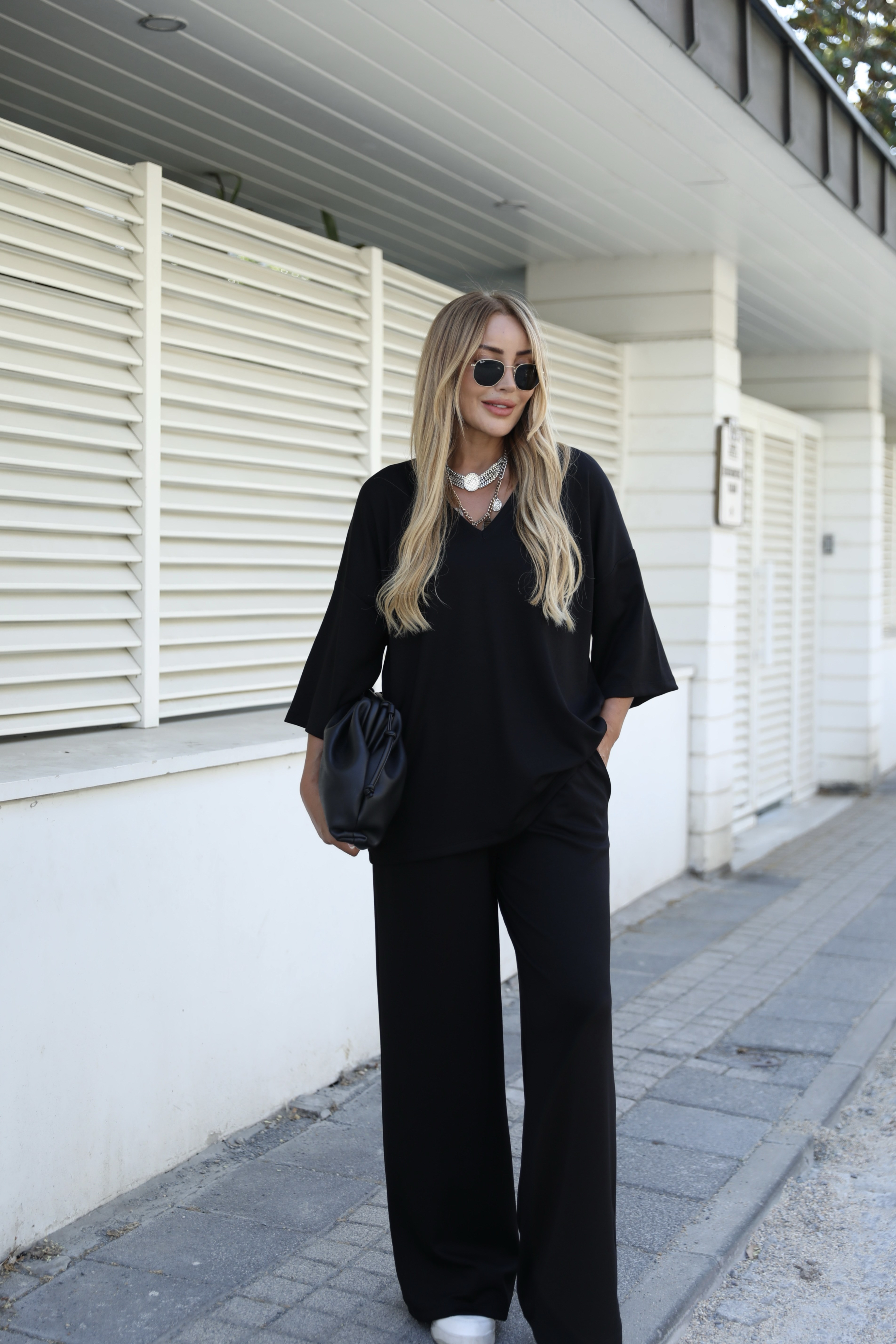 Siyah V Yaka Oversize Takım 