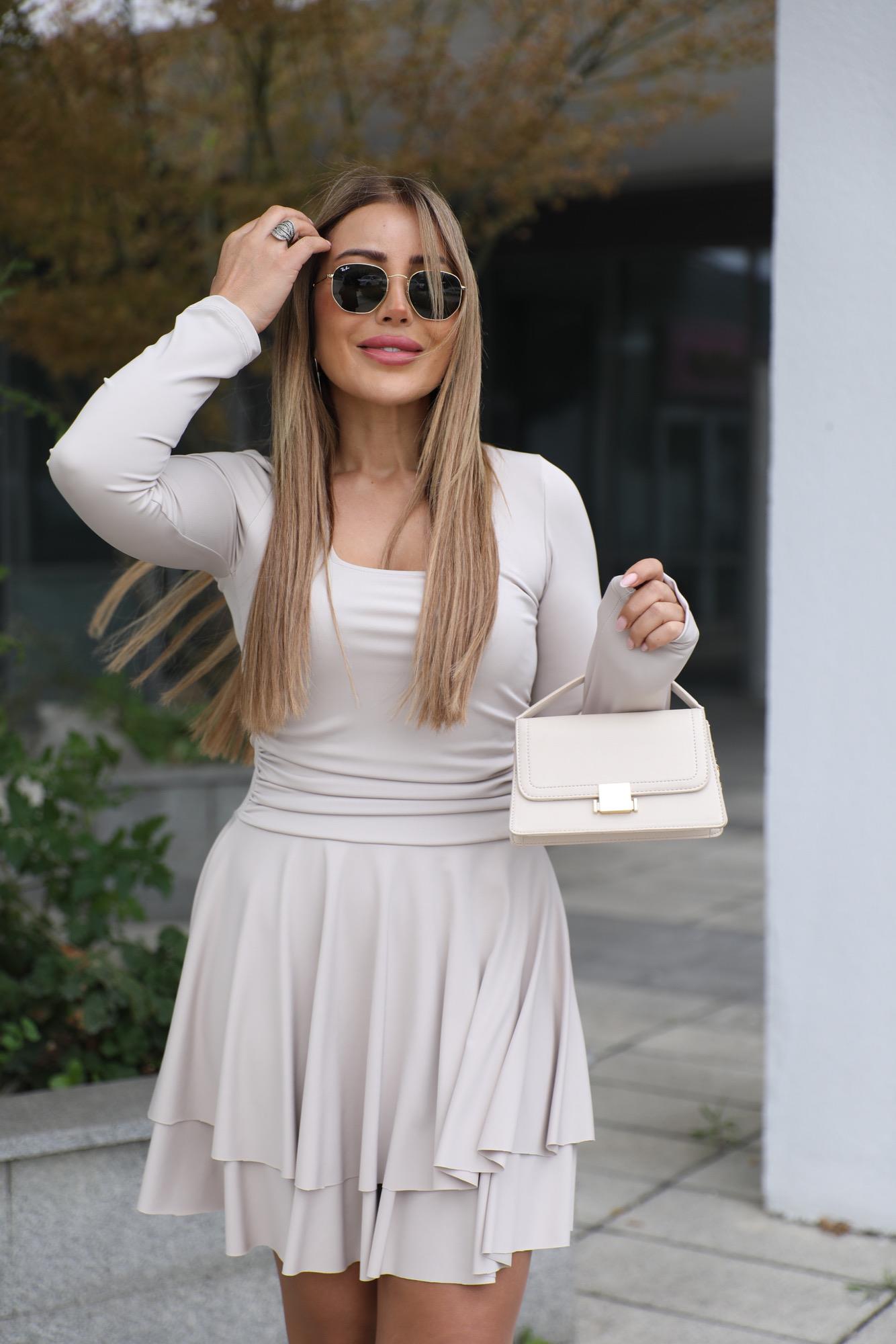 Taş Drapeli Kare Yaka Elbise 