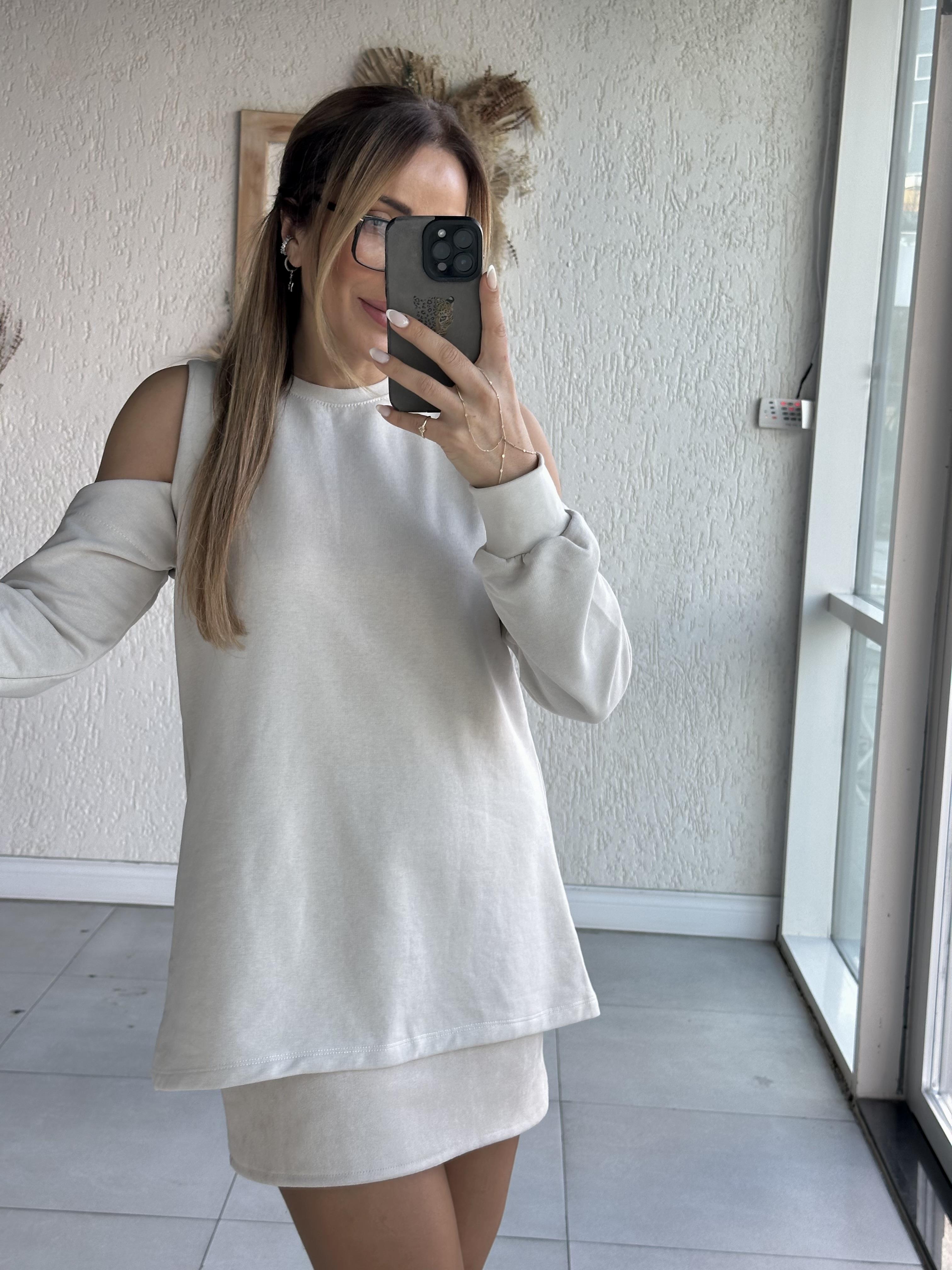 Taş Rengi Omuz Dekolteli Sweat