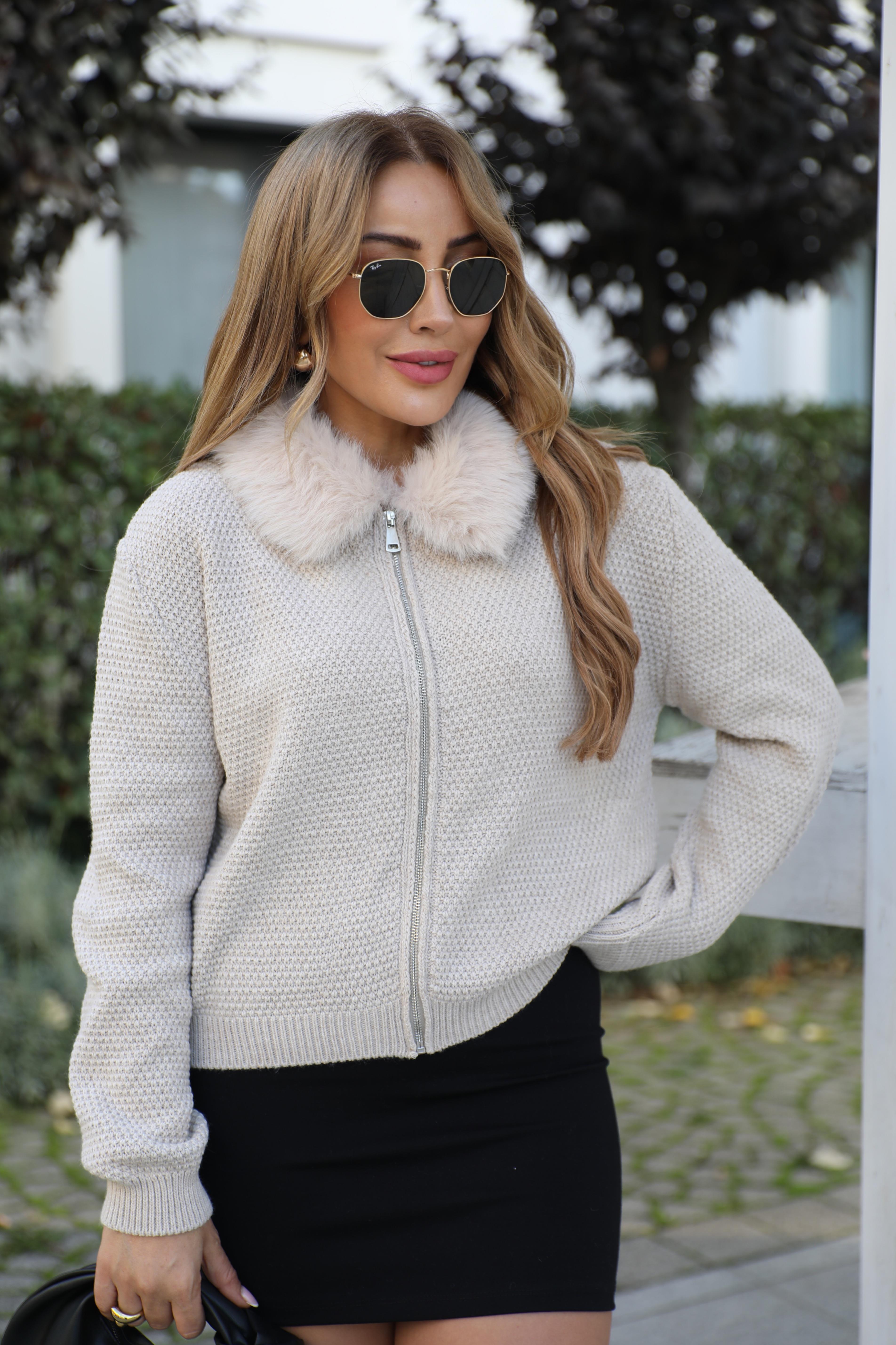 Taş Yakası Kürk Hırka