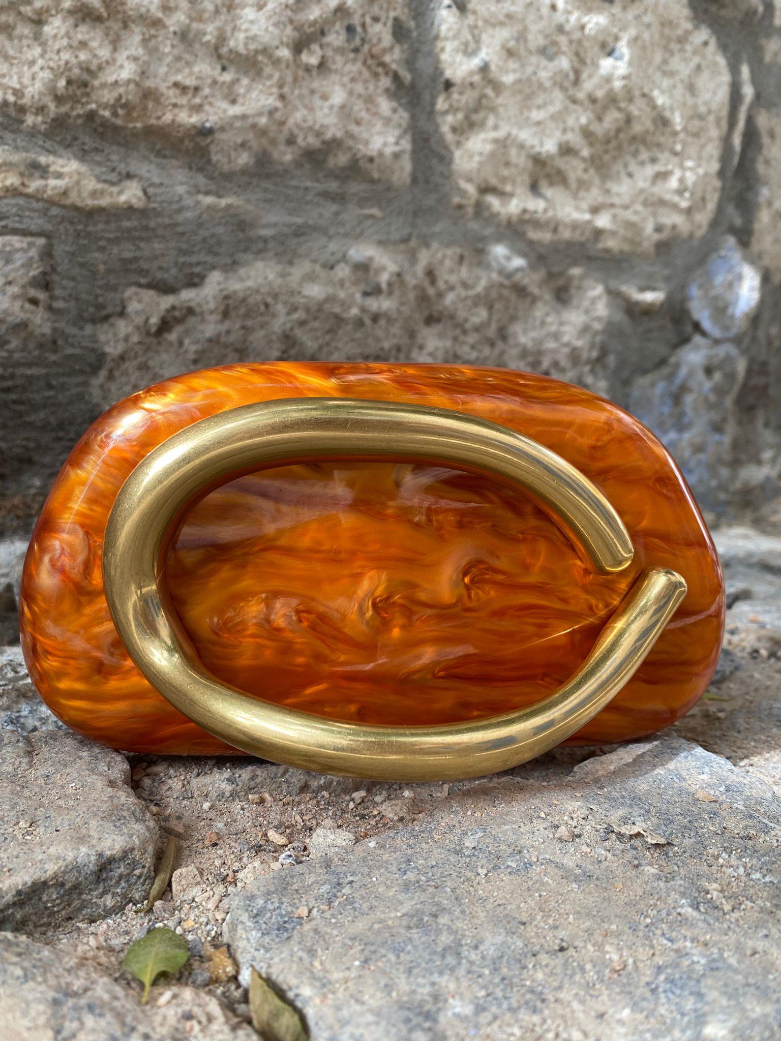 Turuncu Gold Detaylı Klaç Çanta