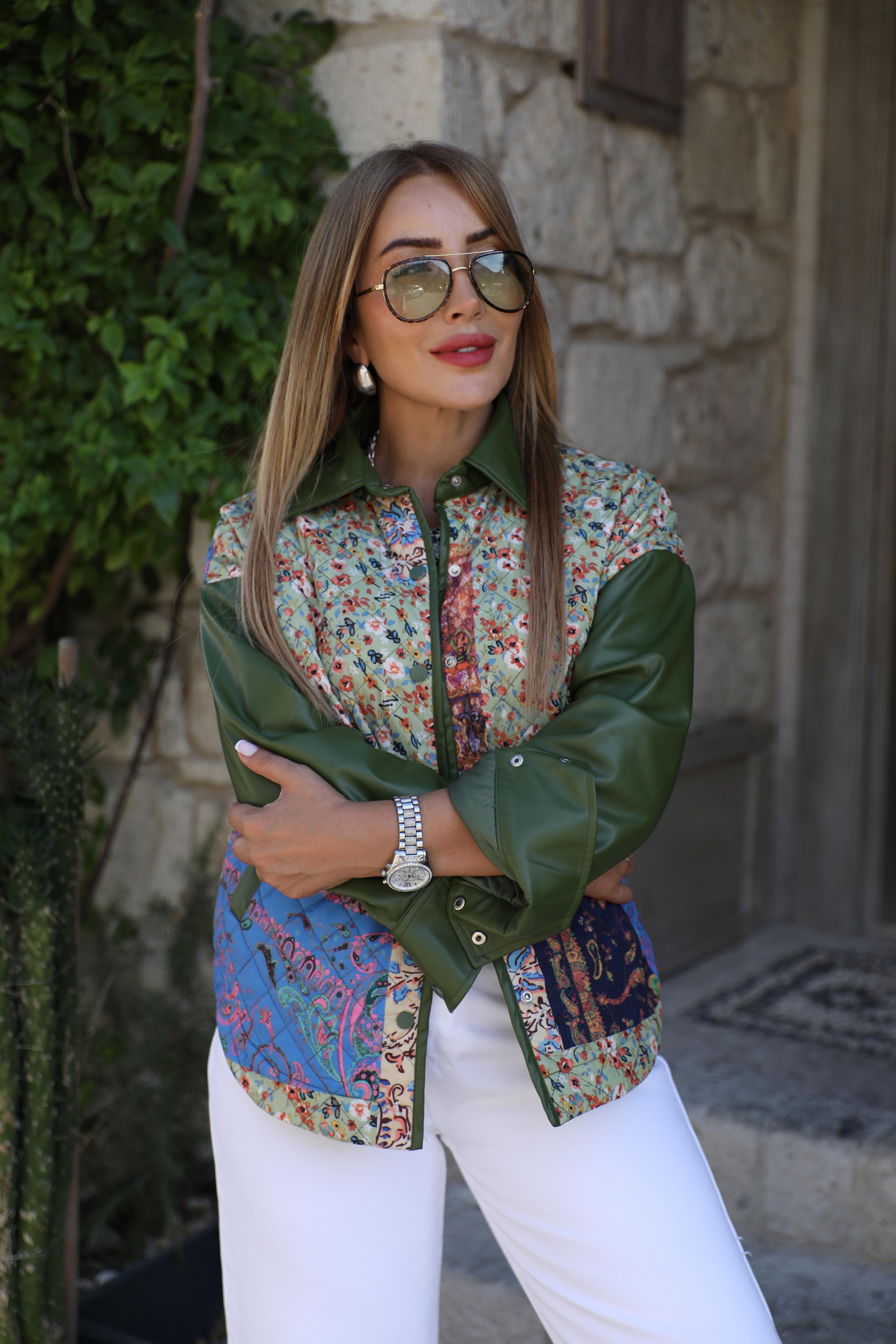 Yeşil Deri Detaylı Kapitone Ceket 