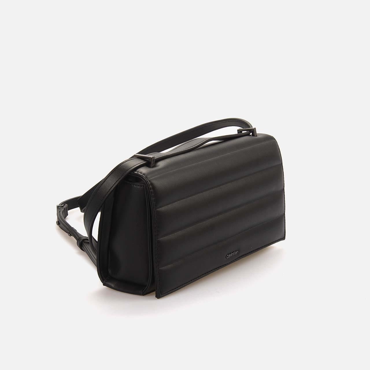 Calvin Klein   Kadın Omuz Çantası K60K612639