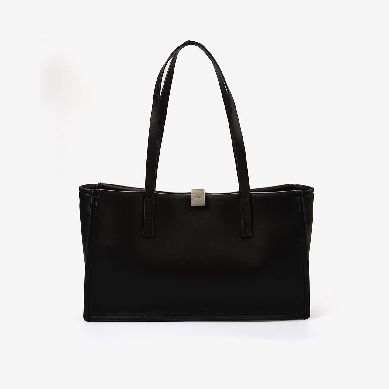 Calvin Klein Kadın Omuz Çantası K60K612987