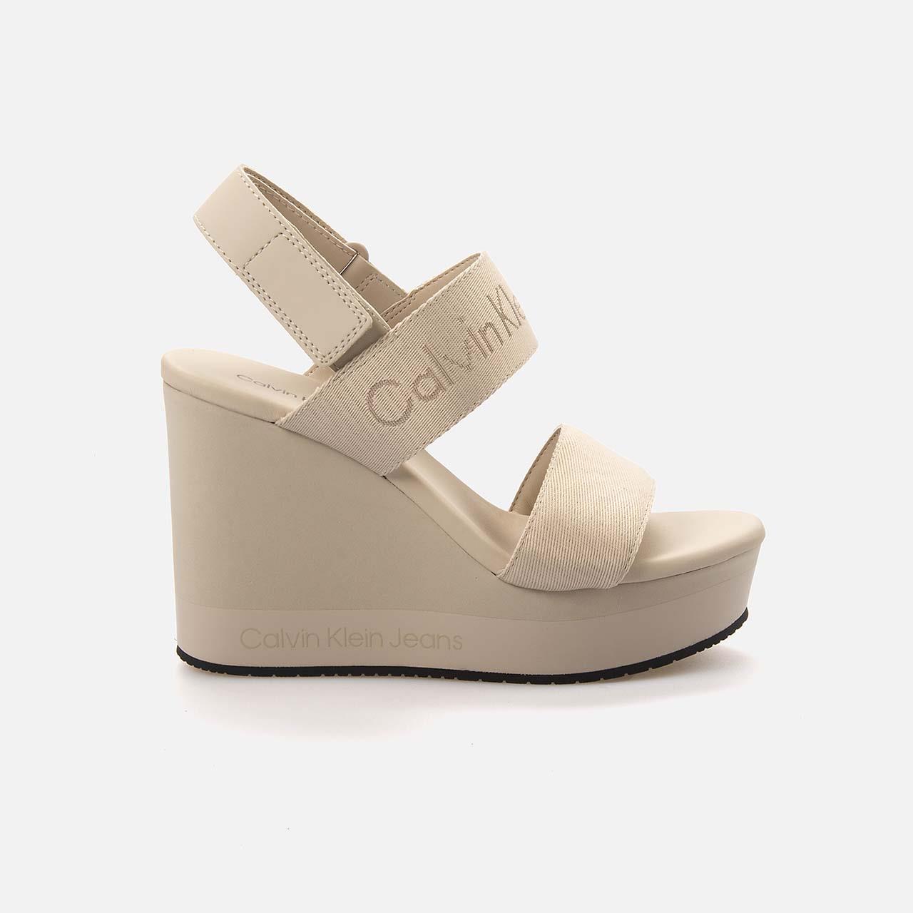 Calvin Klein Kadın Bej Sandalet 