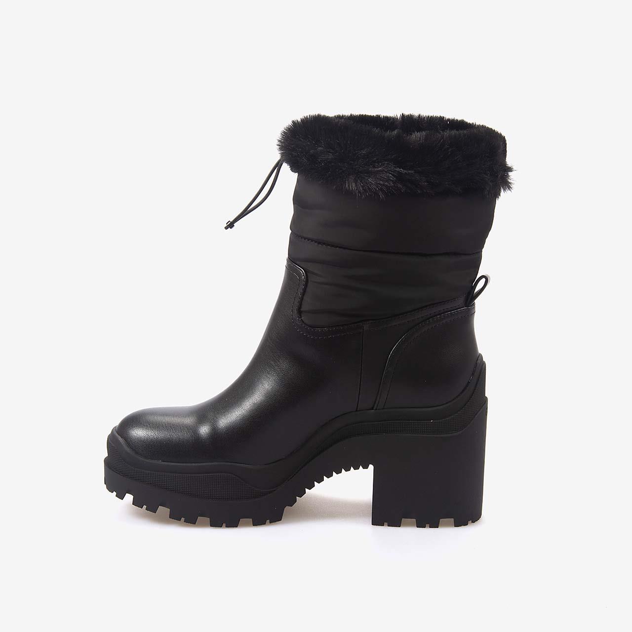 Guess Kadın Günlük Bot FLFYPPFAP10