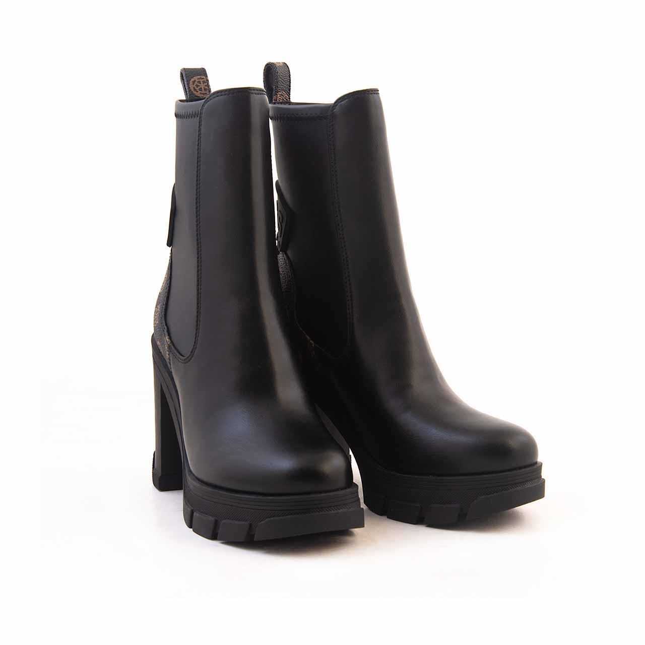 Guess Kadın Vegan Siyah Günlük Ayakkabı