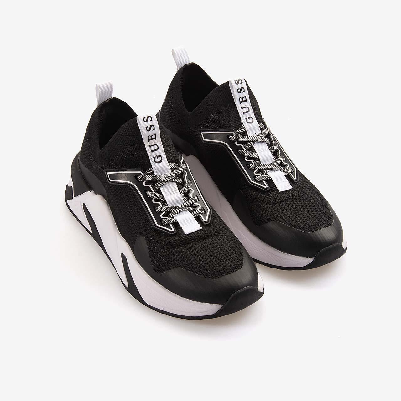 Guess   Kadın Spor & Sneaker Ayakkabı FLPGAXFAB12