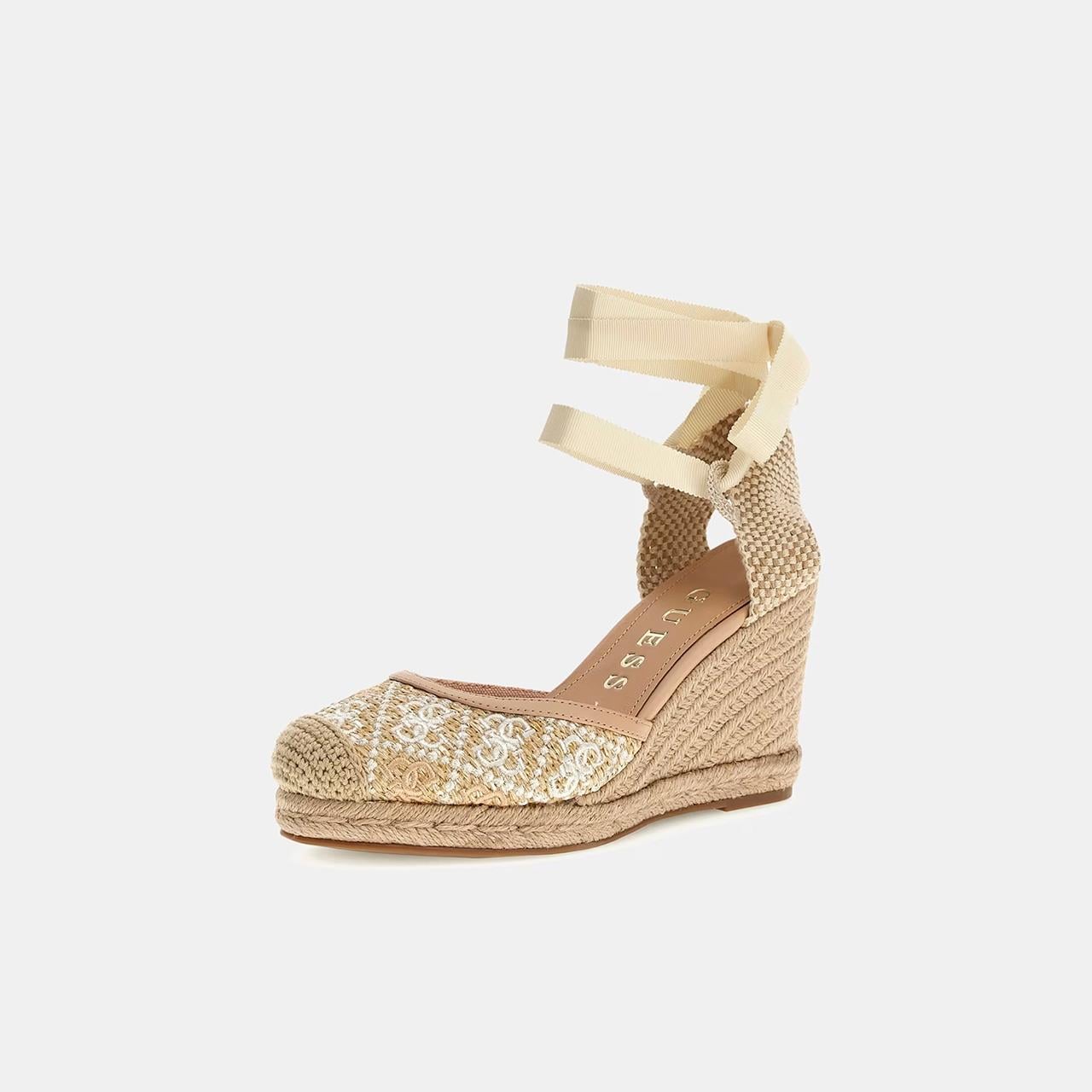 Guess Beyaz-Multicolor Kadın Topuklu Sandalet FLJCRYFAL04