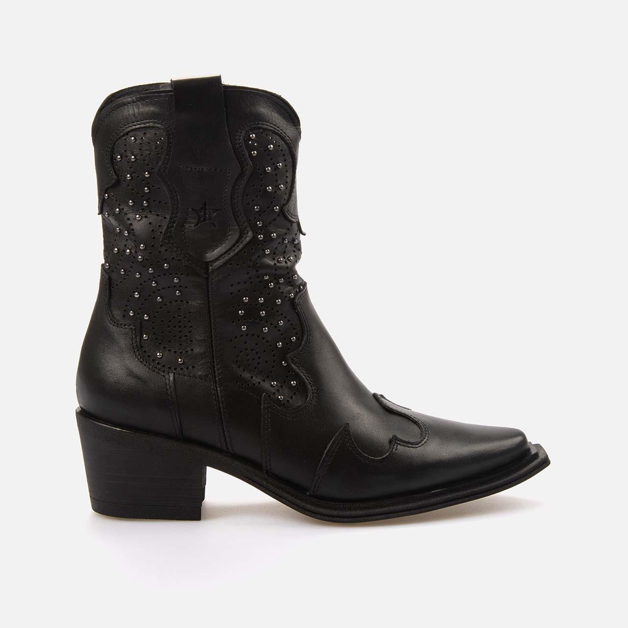 Kemal Tanca   Kadın Bot 1588