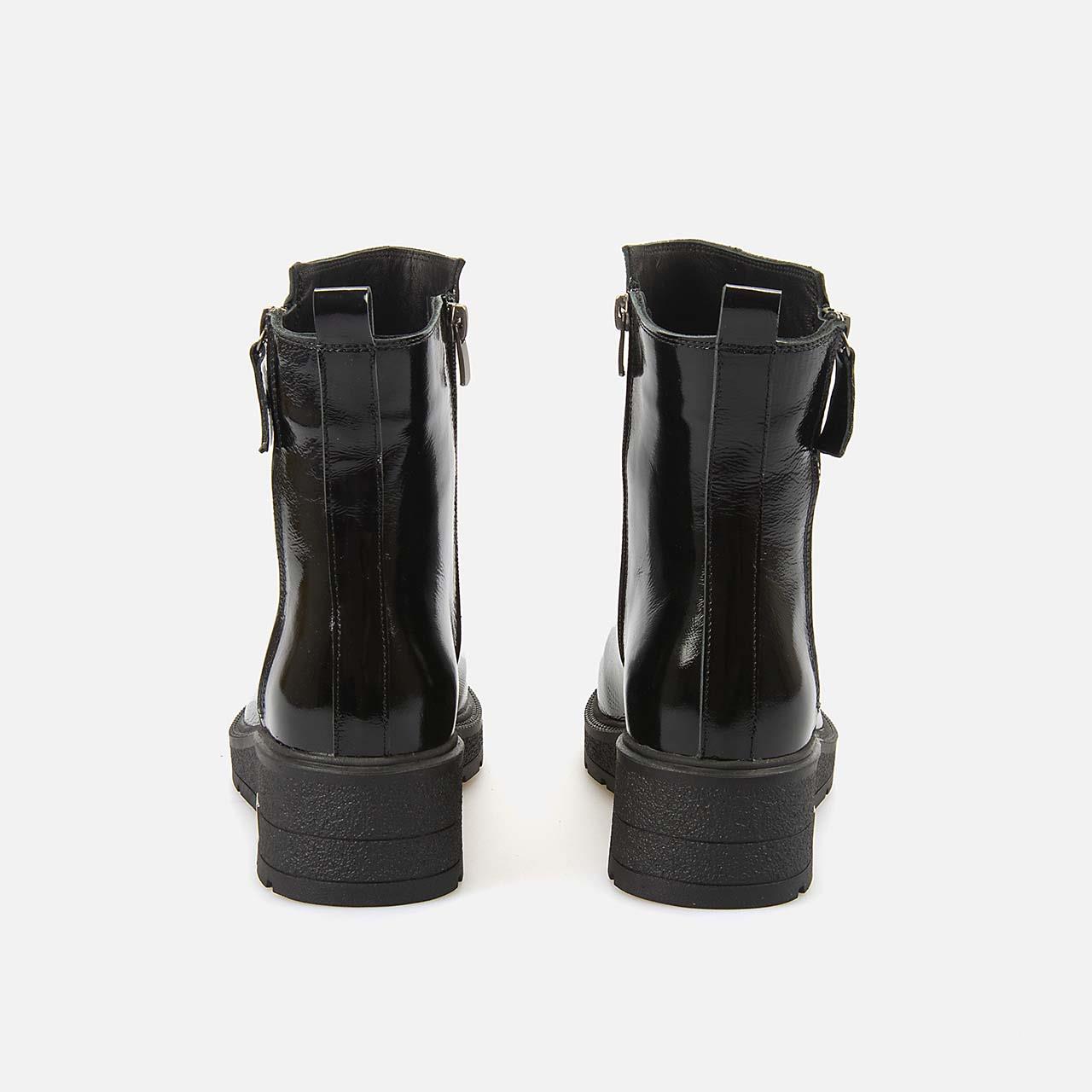 Kemal Tanca Kadın Rugan Kauçuk Taban Siyah Günlük Bot