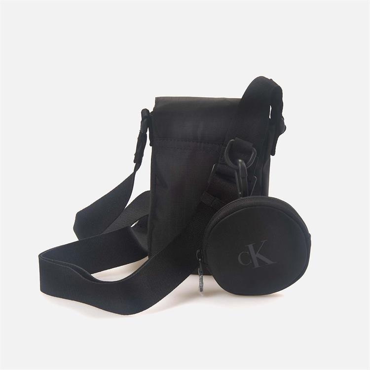 Calvin Klein Kadın Siyah Çapraz & Postacı Çanta