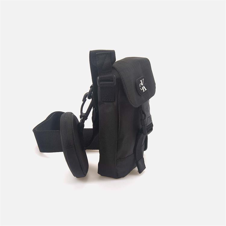 Calvin Klein Kadın Siyah Çapraz & Postacı Çanta