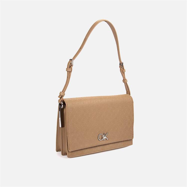 Calvin Klein   Kadın Omuz Çantası K60K613139