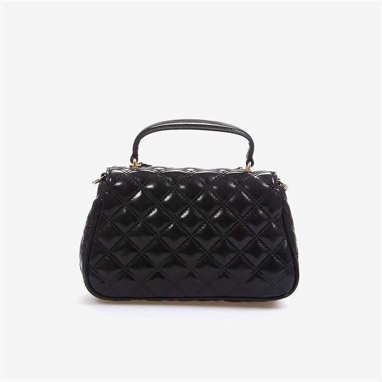 Guess Kadın Kapitoneli Kadın Siyah Omuz Çantası HWTG9673190