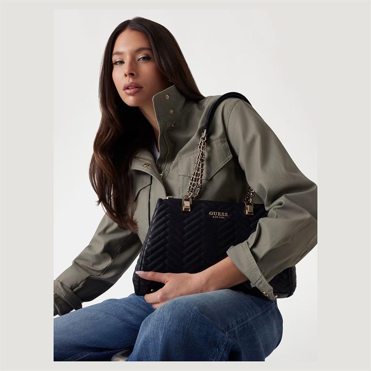 Guess Siyah Kadın Omuz Çantası HWQG9508090