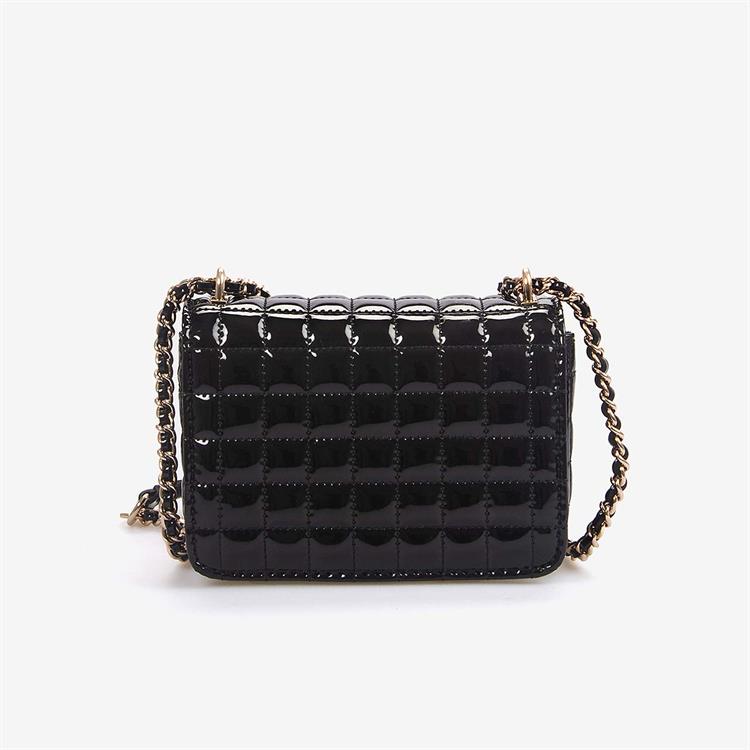 Guess Nadira Kadın Omuz Çantası HWQT8424780