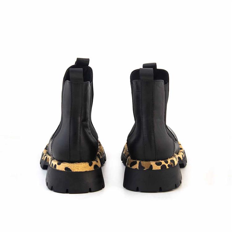 Kemal Tanca Kadın Hakiki Deri Kauçuk Taban Siyah Günlük Bot