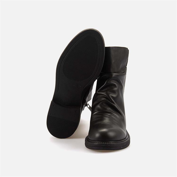 Kemal Tanca Kadın Hakiki Deri Kauçuk Taban Siyah Topuklu Bot 