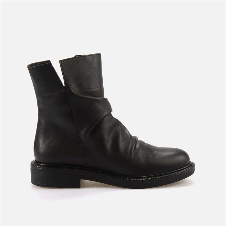 Kemal Tanca Kadın Hakiki Deri Kauçuk Taban Siyah Topuklu Bot 