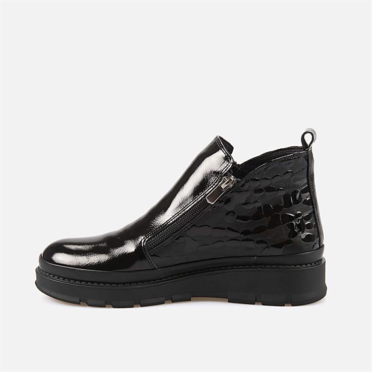 Kemal Tanca Kadın Rugan Kauçuk Taban Siyah-Kroko Günlük Bot