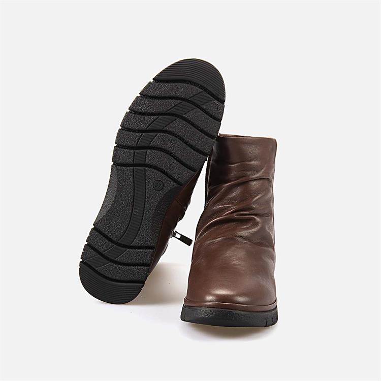 Kemal Tanca Kadın Hakiki Deri Kauçuk Taban Fındık Günlük Bot