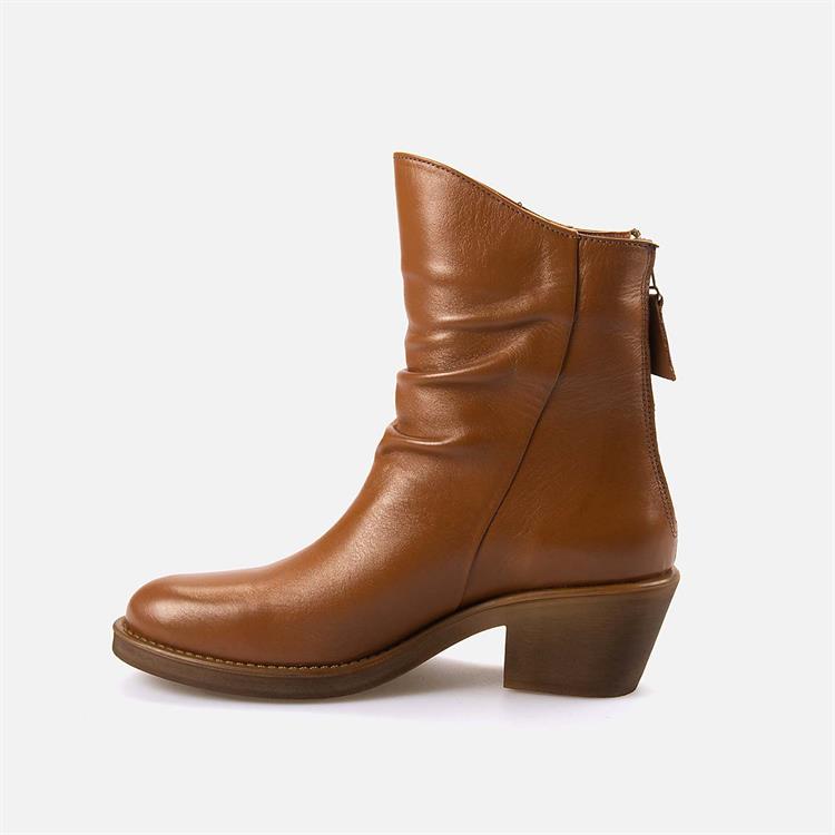 Kemal Tanca   Kadın Bot 1068